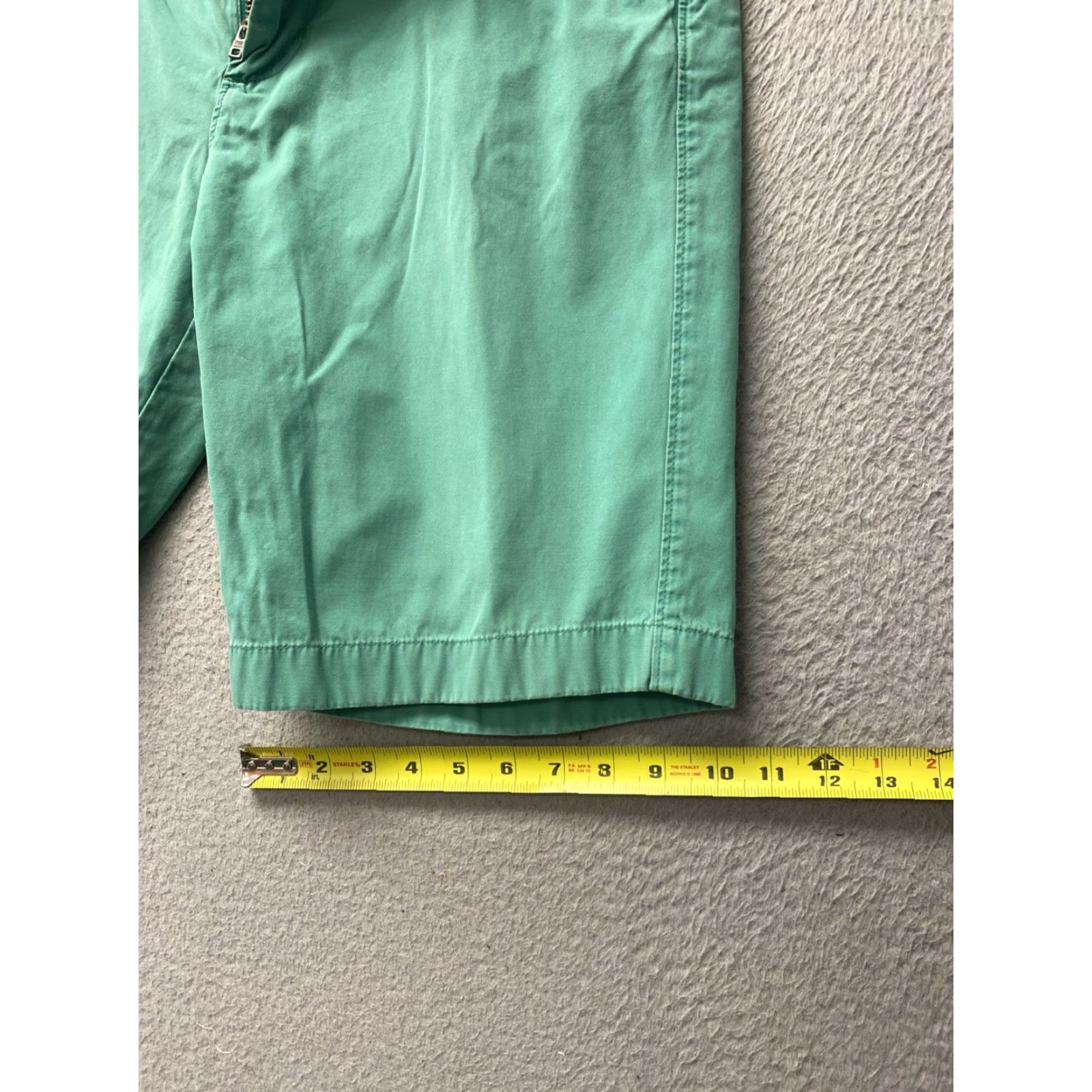 J.Crew Vintage J.Crew Shorts Men Size 33 Green Chino 90s Casual Summer Size US 33 - 6 Thumbnail