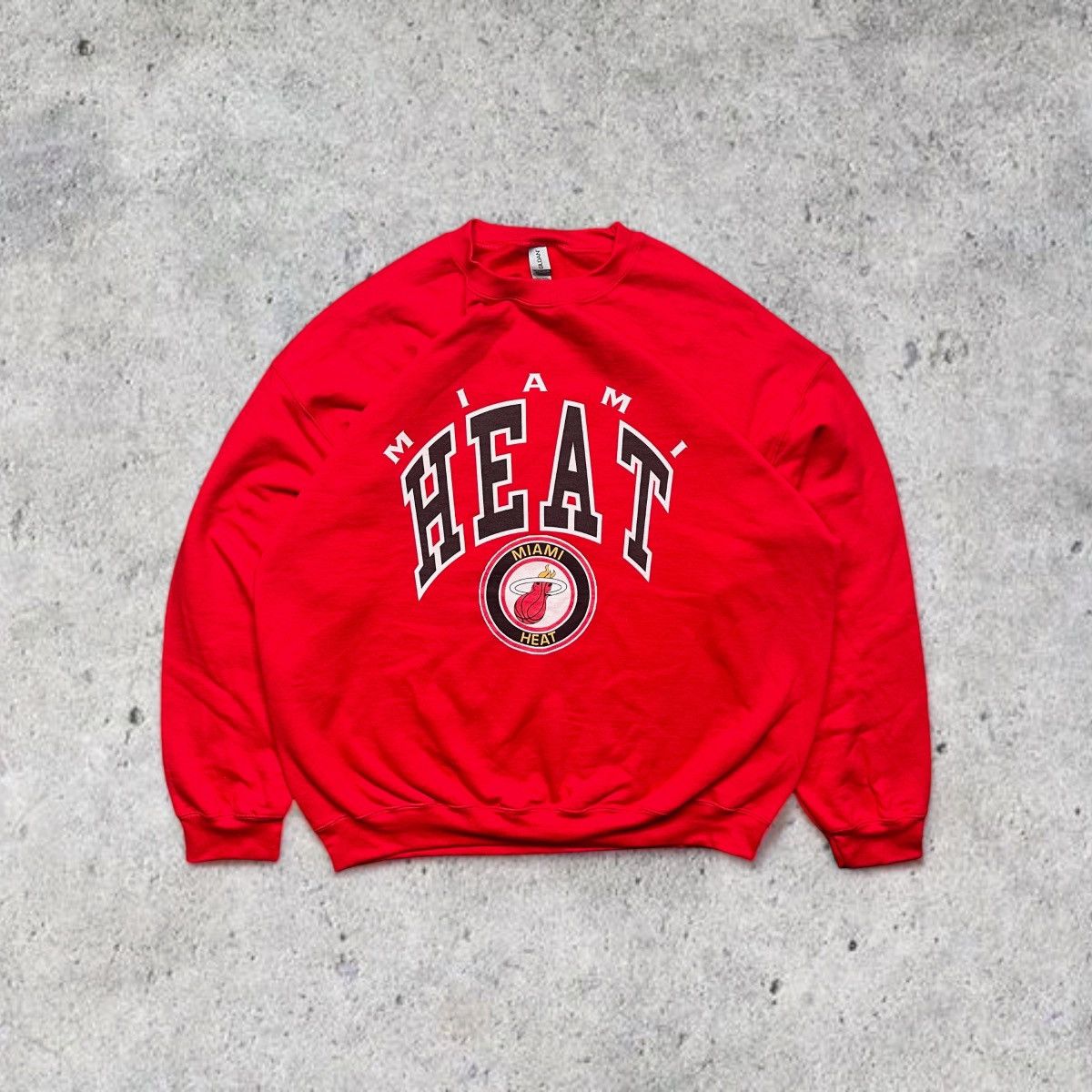 NBA × Vintage Vintage 90s Miami Heat crewneck sweatshirt cstm Size US L / EU 52-54 / 3 - 1 Thumbnail