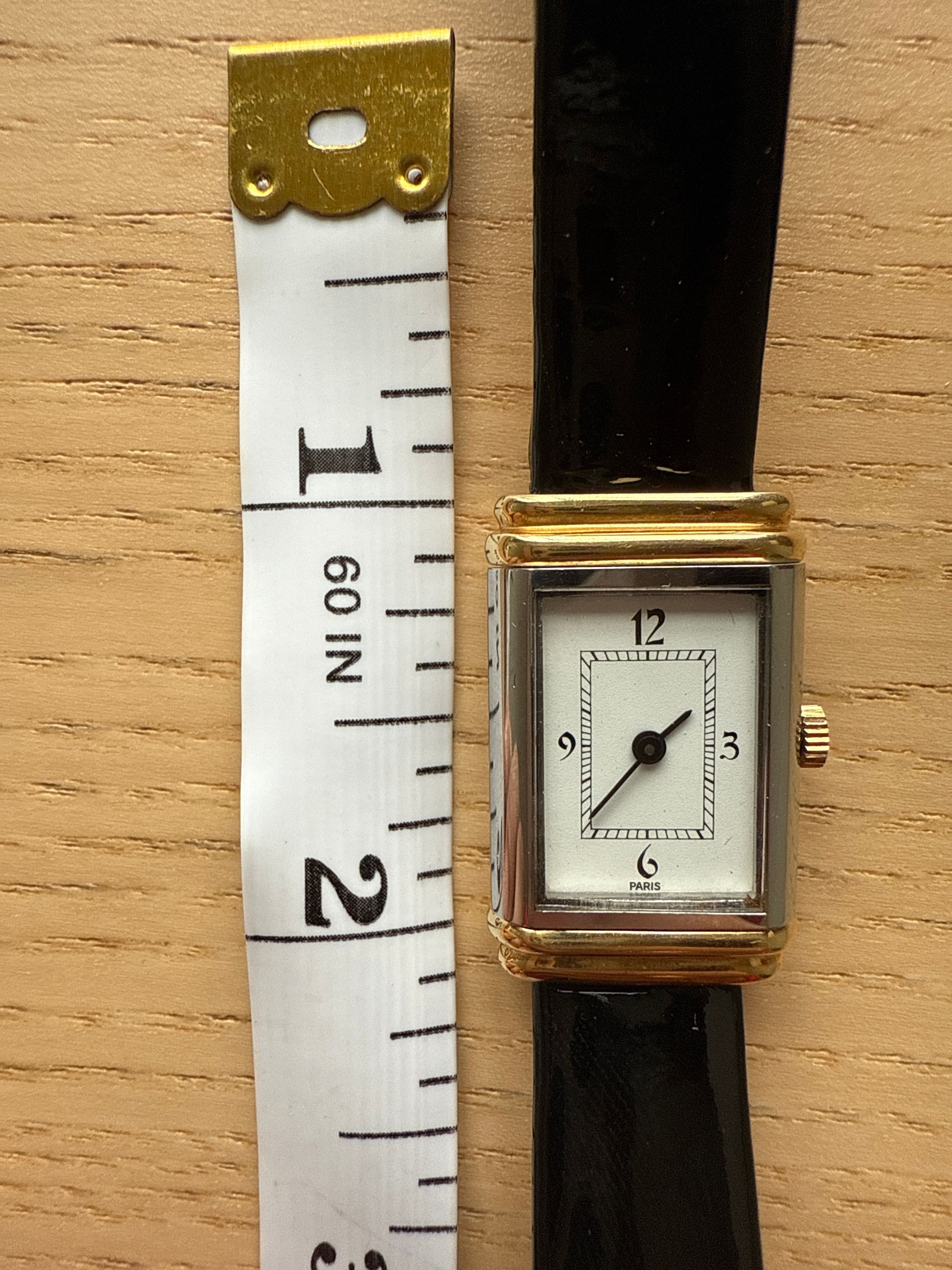 Yves Saint Laurent Tank Reverso / 18k / Unisex ‘Reverso’ 18k Gold Size ONE SIZE - 9 Thumbnail