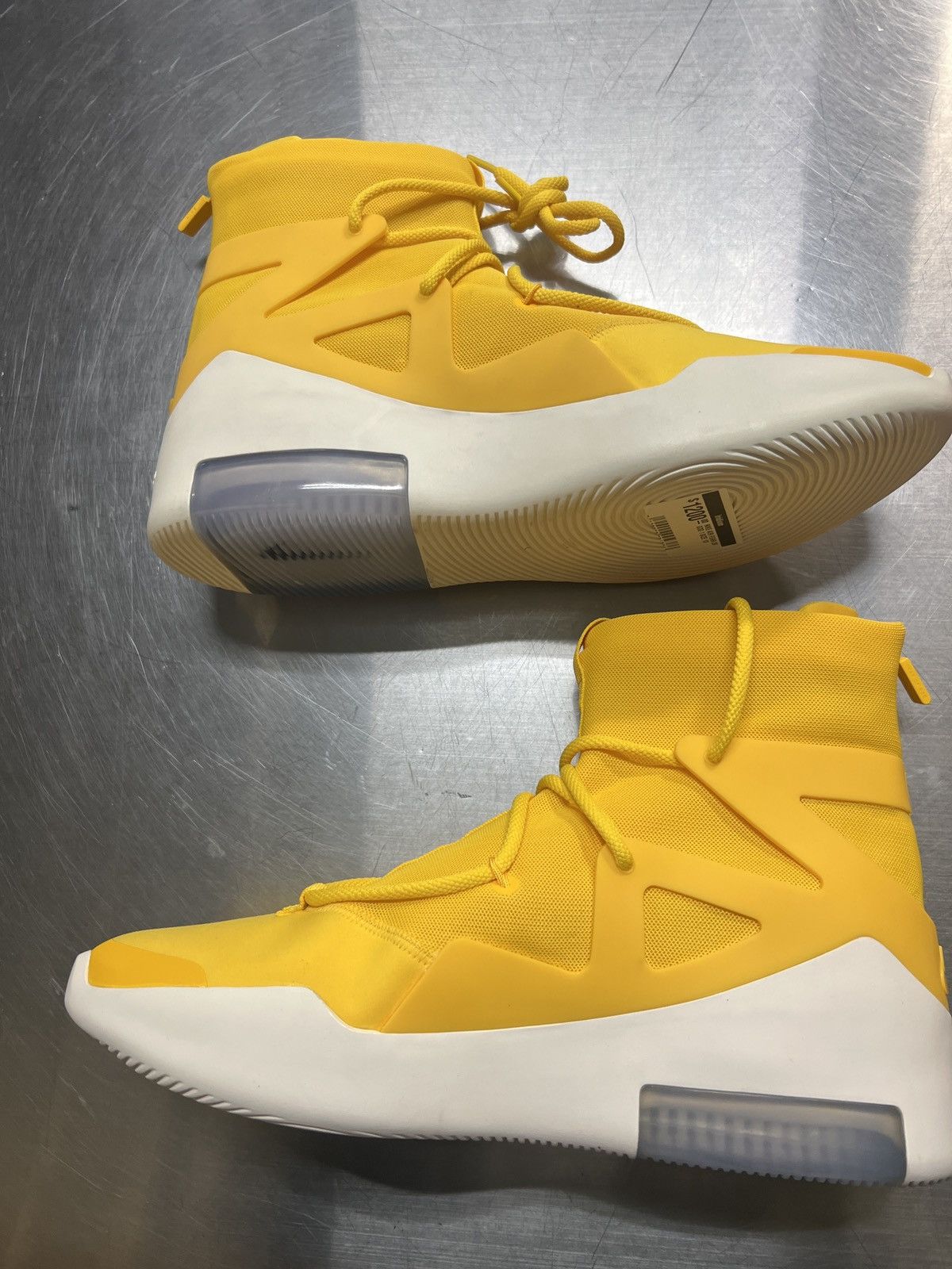 Fear of God Nike fear of god 1 yellow Size US 13 / EU 46 - 2 Thumbnail