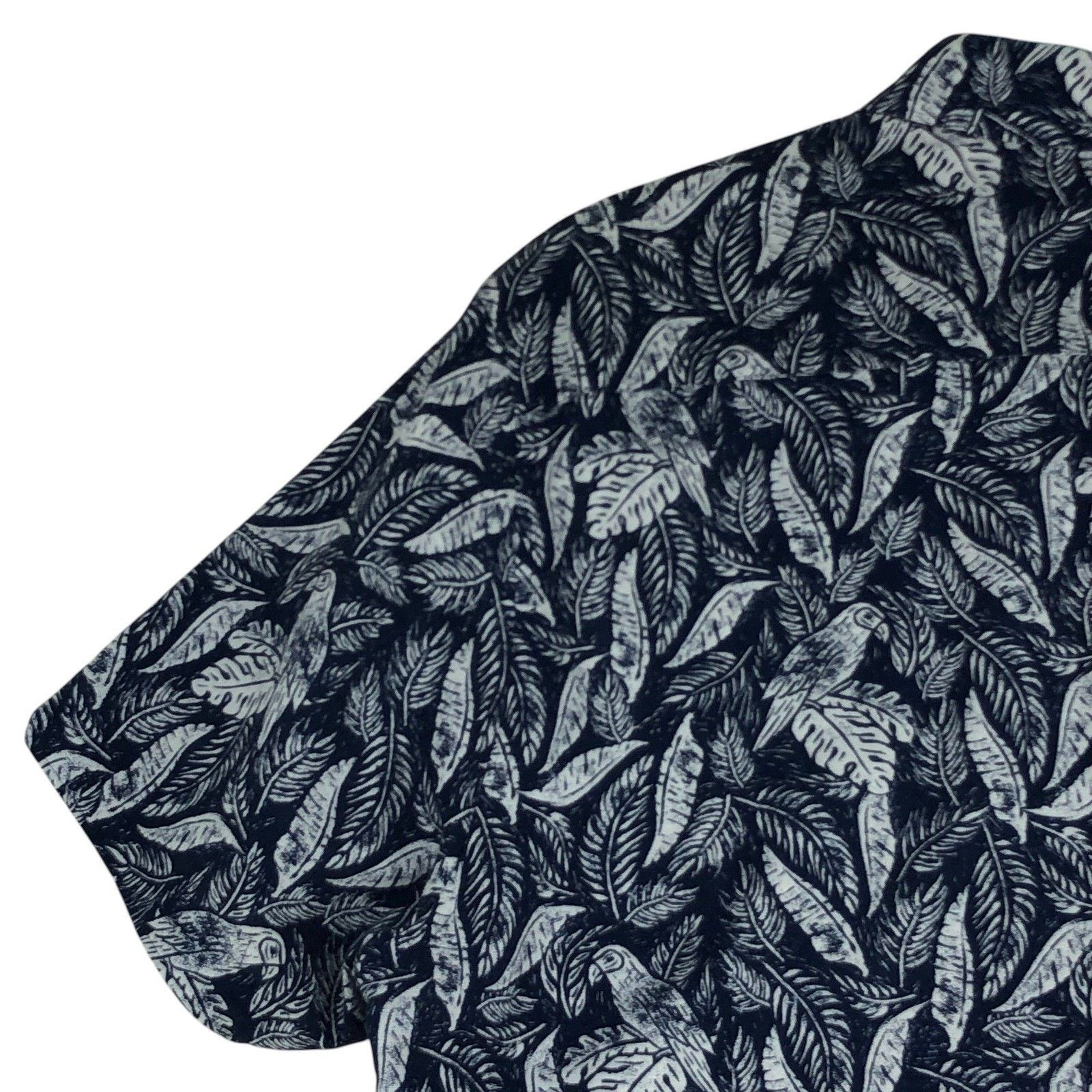Ted Baker Ted Baker Shirt L Toucan Leaf Resort Short Sleeve Button Up Size US L / EU 52-54 / 3 - 13 Thumbnail