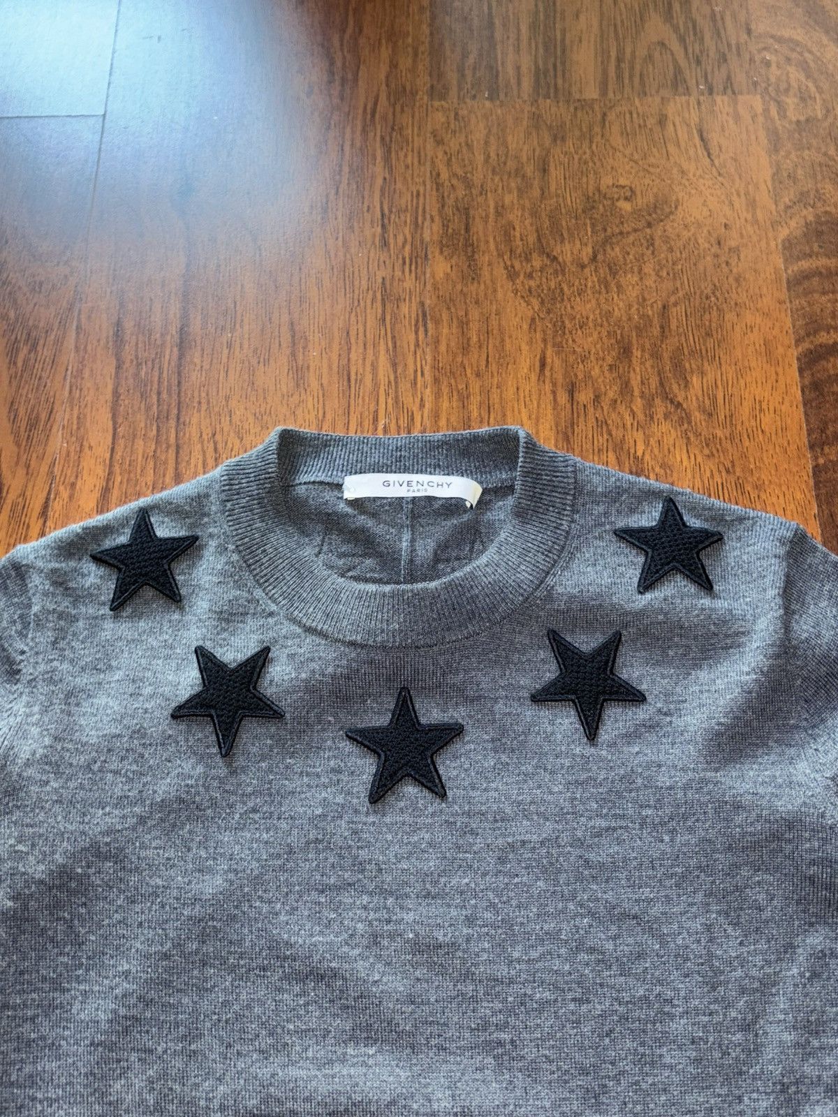 Givenchy Givenchy embroidered star sweater Size US S / EU 44-46 / 1 - 2 Thumbnail