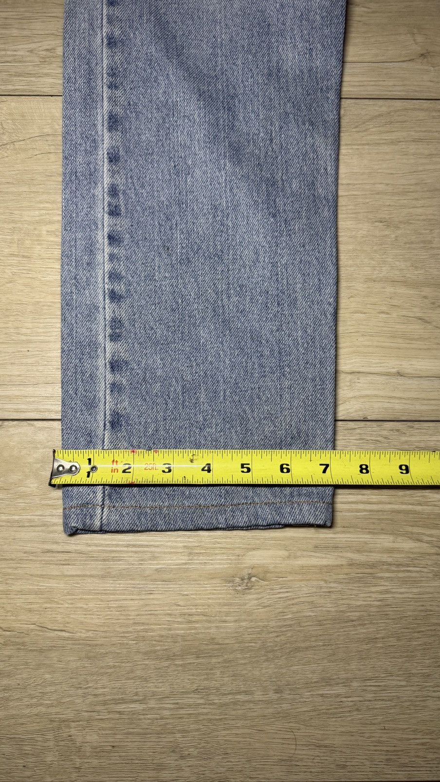 Levi's Thrashed 2000s Levi’s 505 Light Wash Straight Legged Jeans Size US 34 / EU 50 - 8 Thumbnail