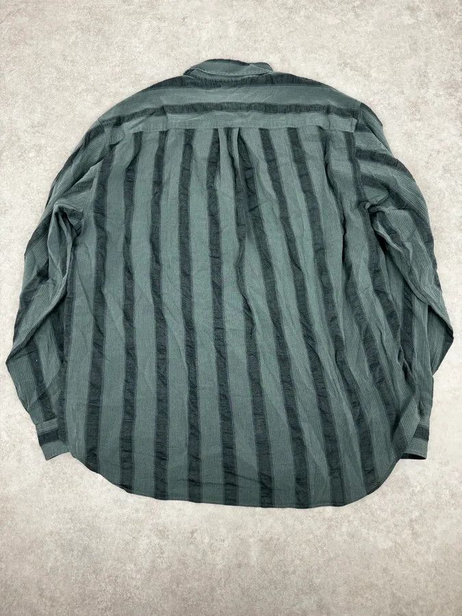 Emporio Armani 1990s Emporio Armani Grey Relief Striped Shirt Size US XL / EU 56 / 4 - 4 Thumbnail