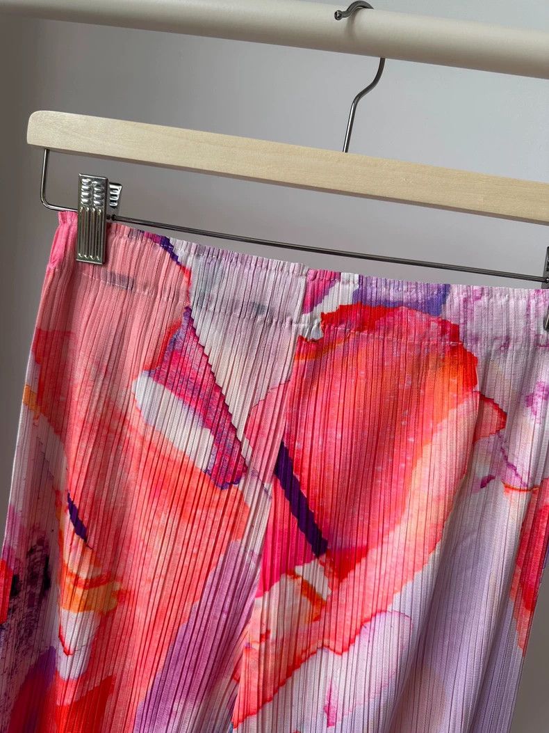 Issey Miyake Issey Miyake size:2 Pink floral pleated trousers Size 32" / US 10 / IT 46 - 8 Thumbnail