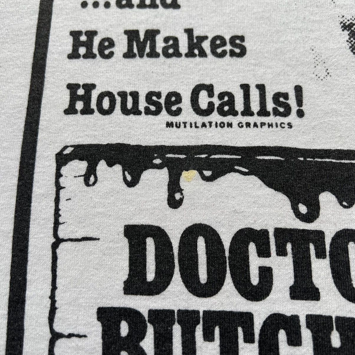 Vintage VTG ‘80s Doctor Butcher MD Zombie Holocaust Movie Tee Shirt Size US L / EU 52-54 / 3 - 5 Thumbnail