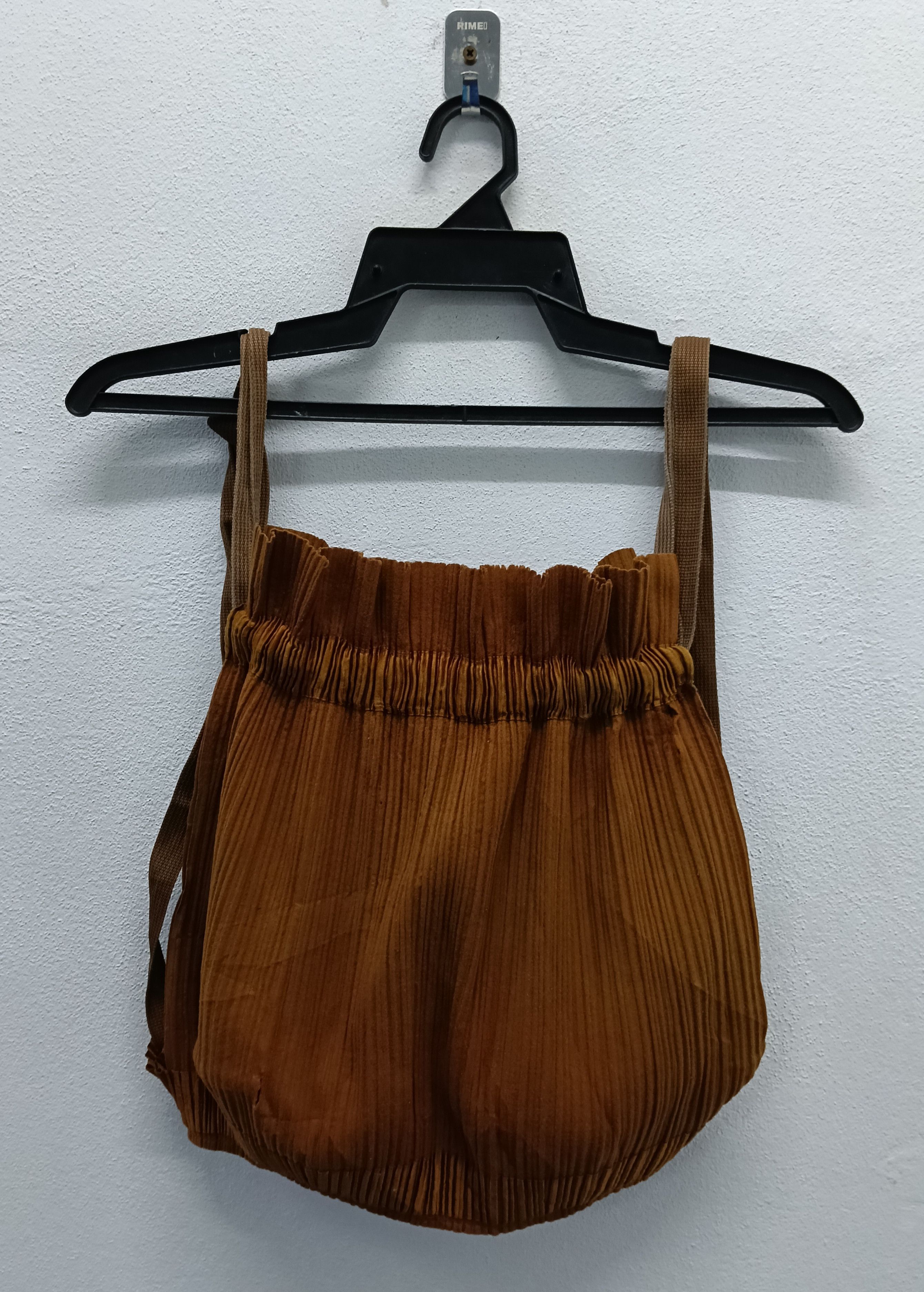 Issey Miyake × Pleats Please Issey Miyake × Vintage Vintage Issey Miyake Pleats Please Bag Size ONE SIZE - 1 Thumbnail