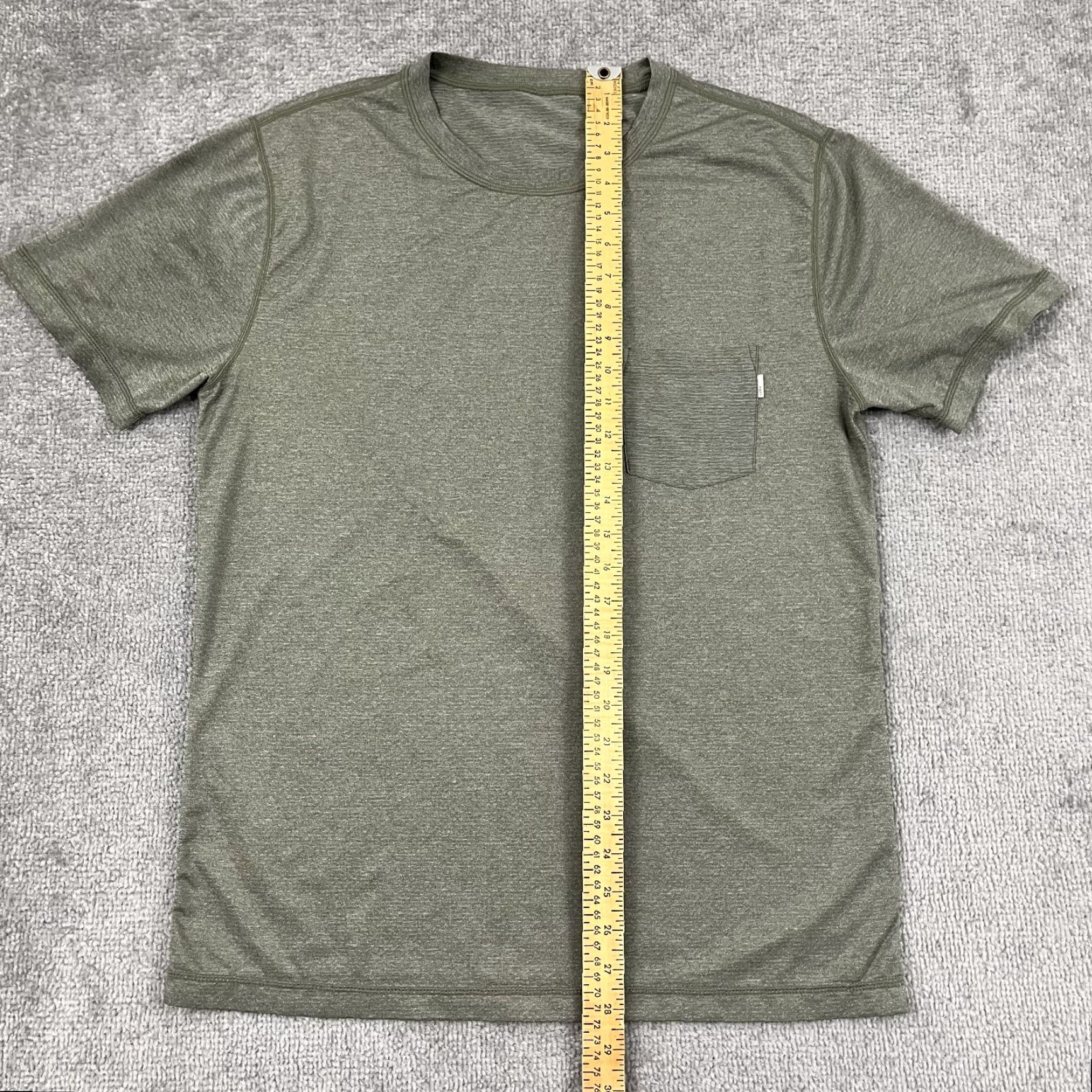 Vuori Vuori Tradewind 2.0 Shirt Mens M / L Army Heather Green Performance Gym Shirt Size US M / EU 48-50 / 2 - 3 Thumbnail