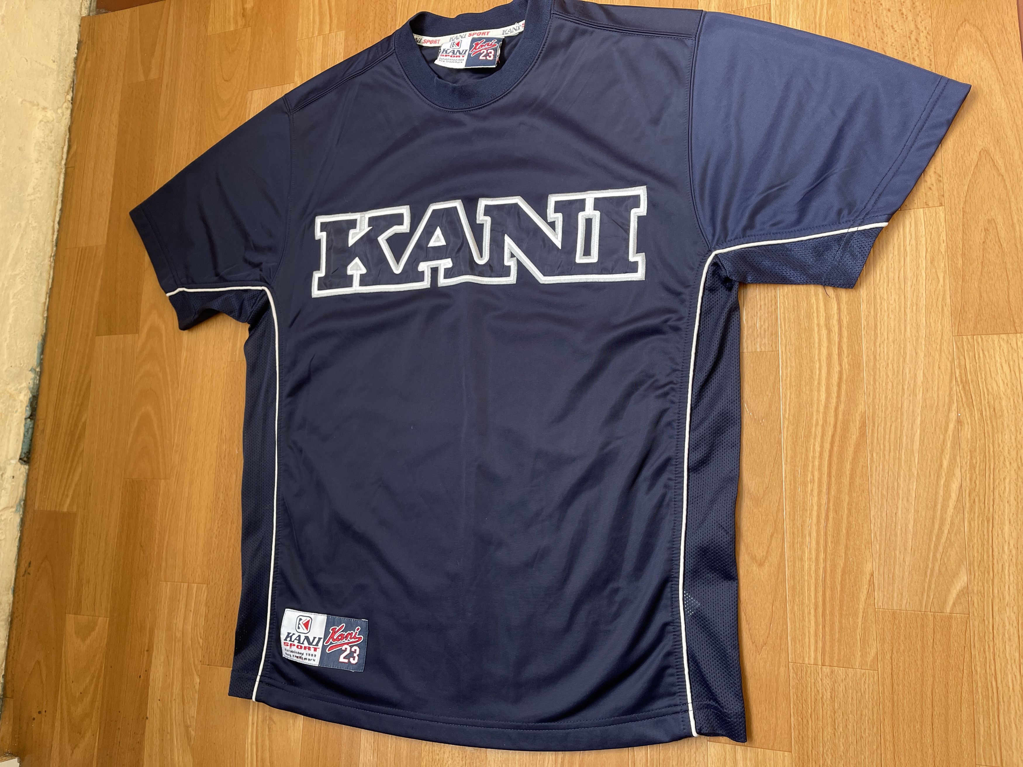 Karl Kani KARL KANI jersey, vintage hip hop t-shirt, 90s hip hop S Size US S / EU 44-46 / 1 - 4 Thumbnail