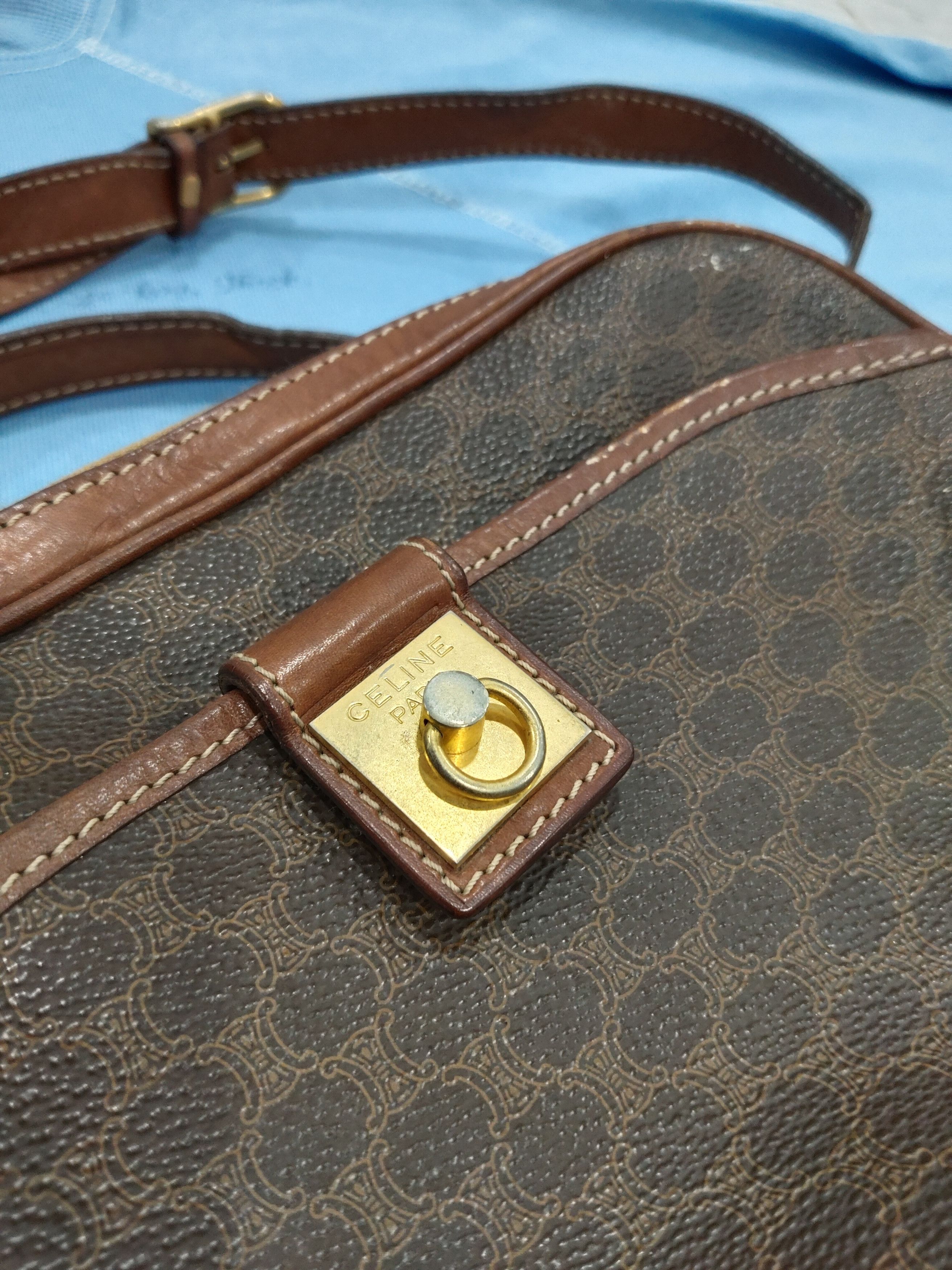 Celine × Vintage Vintage Celine Leather Crossbody Bag Size ONE SIZE - 3 Thumbnail