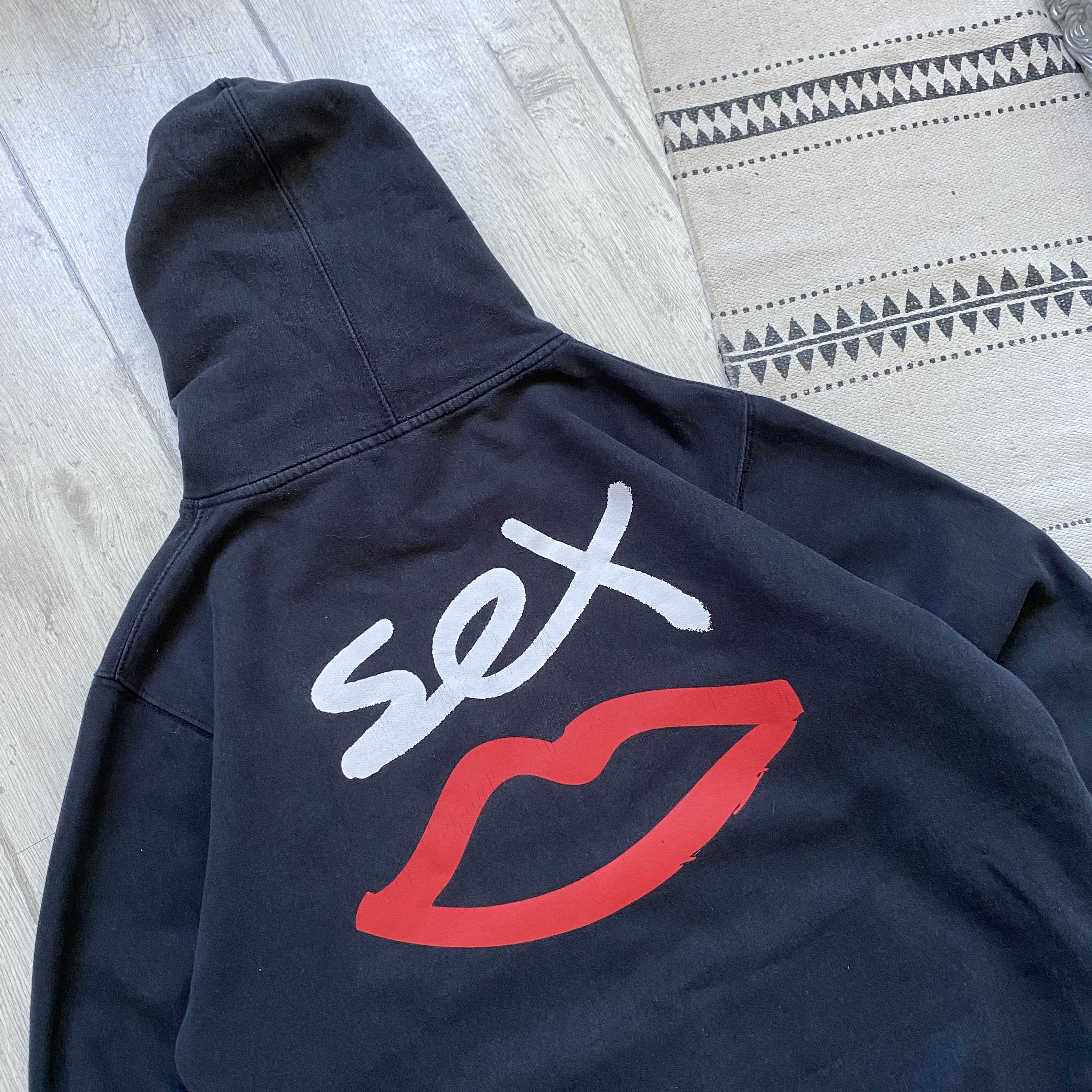 Sex Skateboards 🔞 Vintage SEX Skateboards hoodie Kiss logo Faded Size US M / EU 48-50 / 2 - 11 Thumbnail