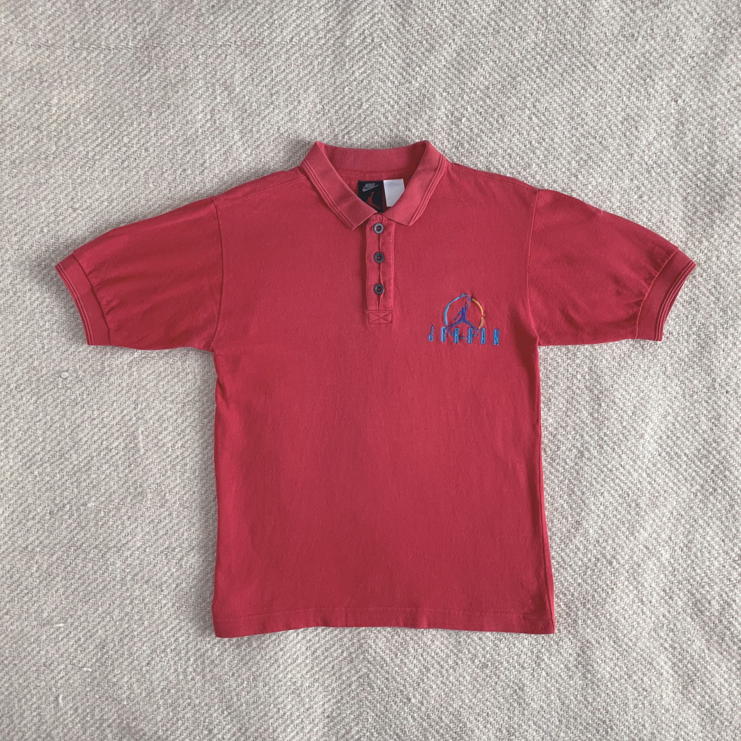 Jordan Brand Vintage 90s NIKE JORDAN Polo Shirt Red Regular Fit Medium Size US M / EU 48-50 / 2 - 1 Thumbnail