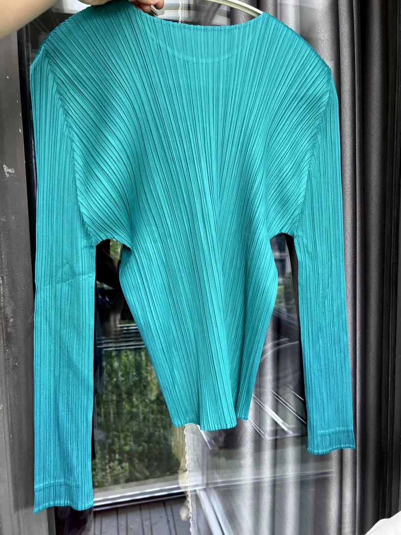 Issey Miyake issey miyake size:4 Emerald round neck and long sleeves 25 Size XXS / US 00 / IT 34 - 2 Thumbnail