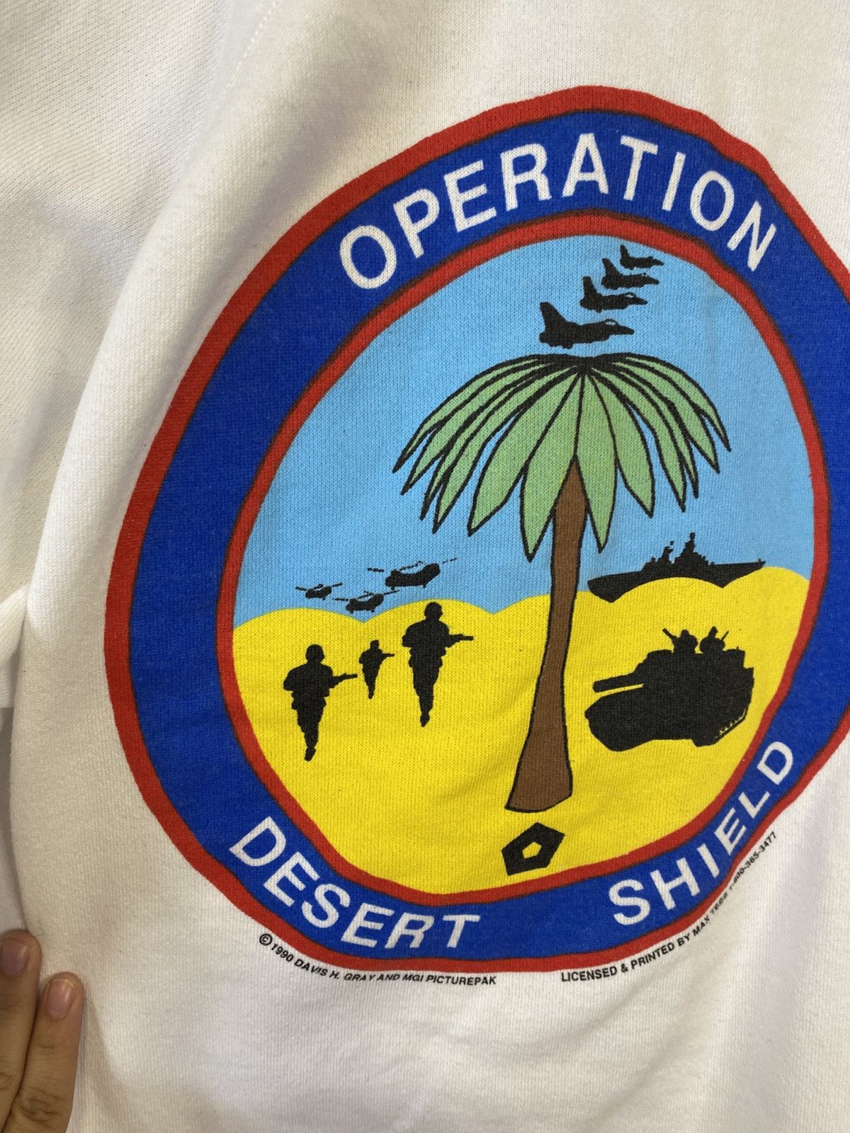 Vintage 1990 Davis H Gray Operation Desert Shield Sweatshirt Size US XL / EU 56 / 4 - 4 Thumbnail
