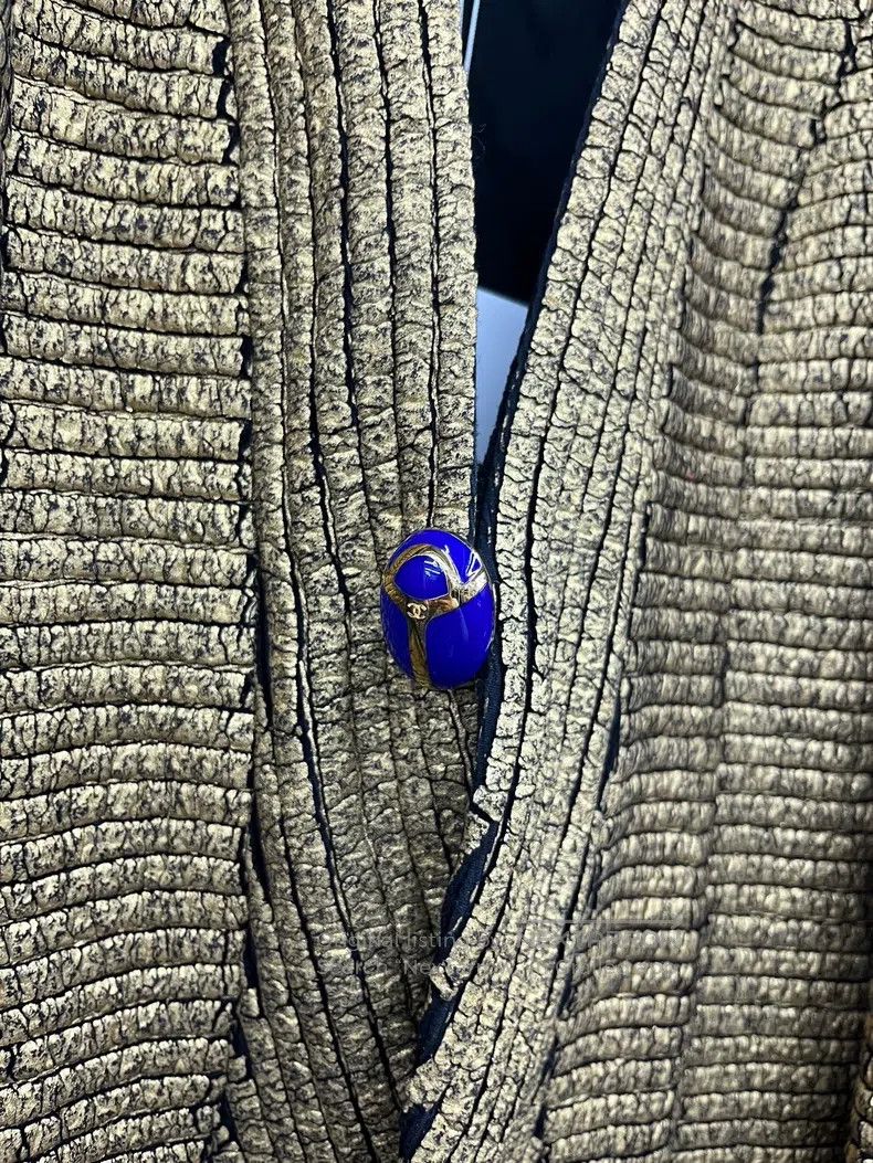 Chanel Chanel Egyptian series holy beetle gold coat Size XS / US 0-2 / IT 36-38 - 2 Thumbnail