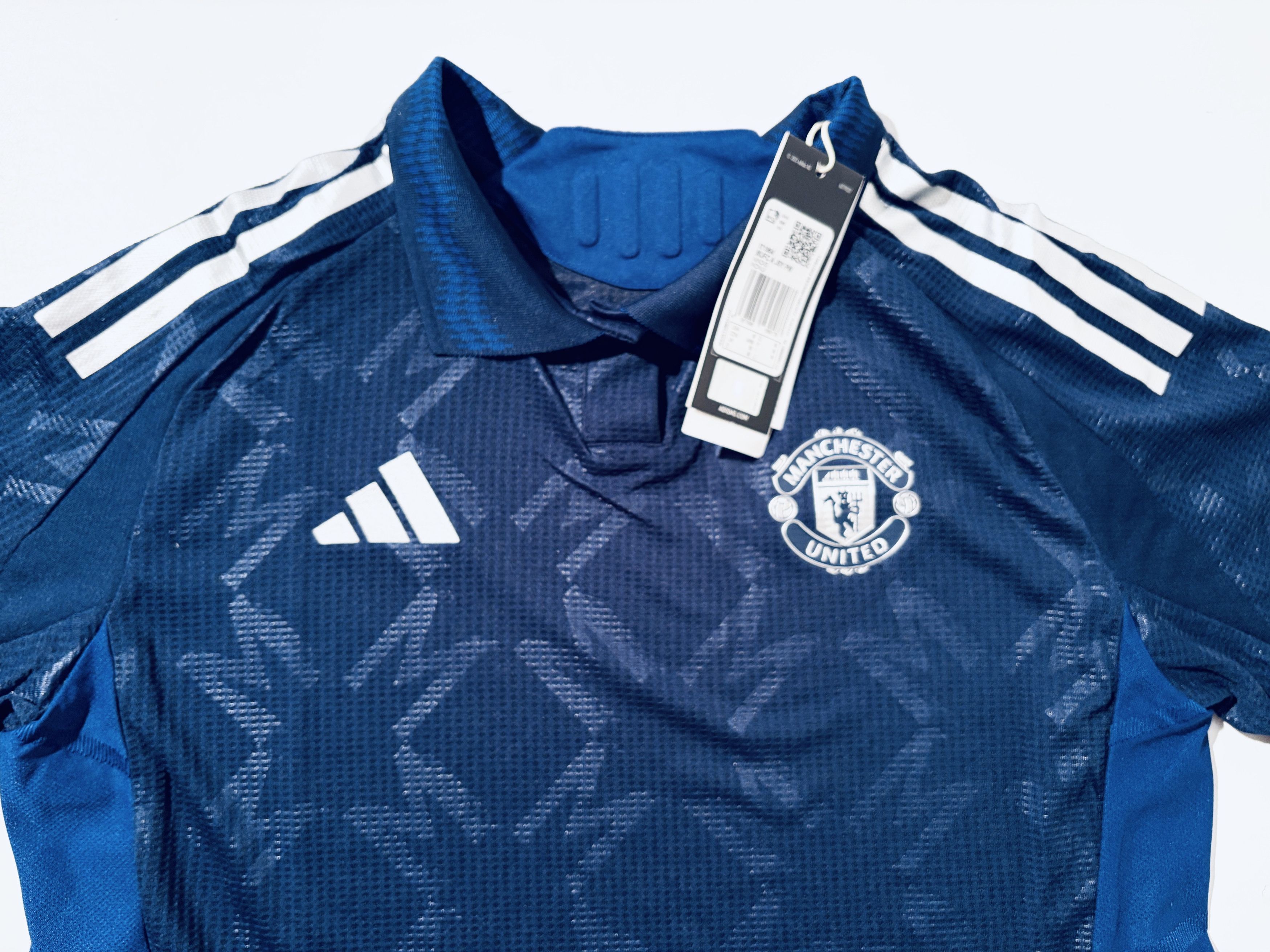 Adidas Manchester United Player Issue Away Jersey 2024 - 2025 Size M / US 6-8 / IT 42-44 - 5 Thumbnail