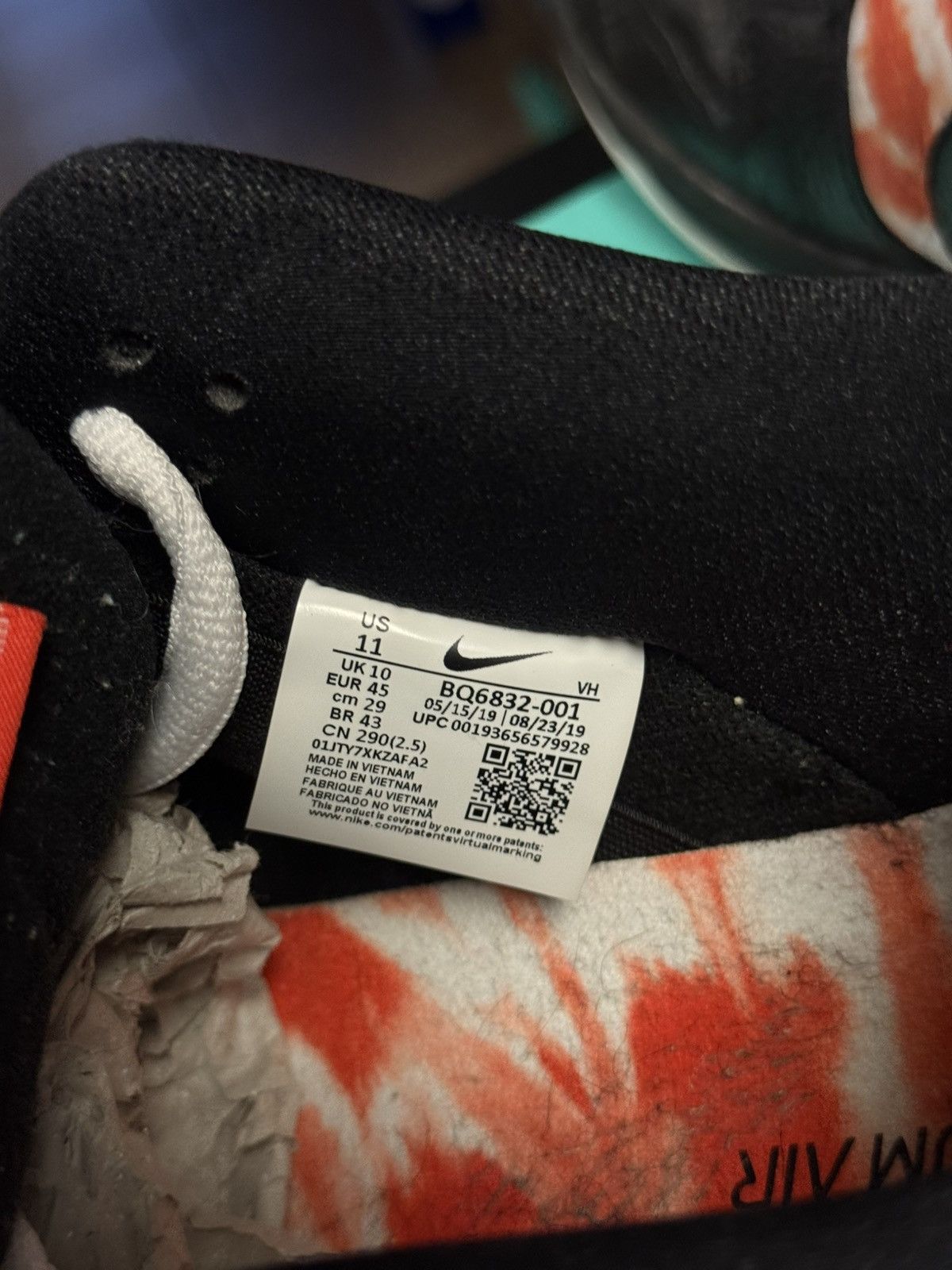 Nike Nike SB Dunk Low Tie Dye Ray Gun Black Size 11 BQ6832-001 Size US 11 / EU 44 - 10 Thumbnail
