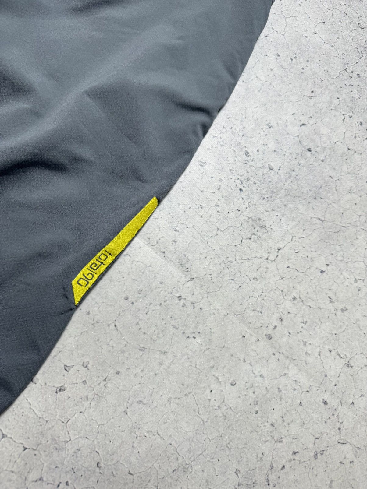 Nike Nike Vintage Nylon Track Pants Baggy Drill Swoosh Y2K Size US 30 / EU 46 - 8 Thumbnail