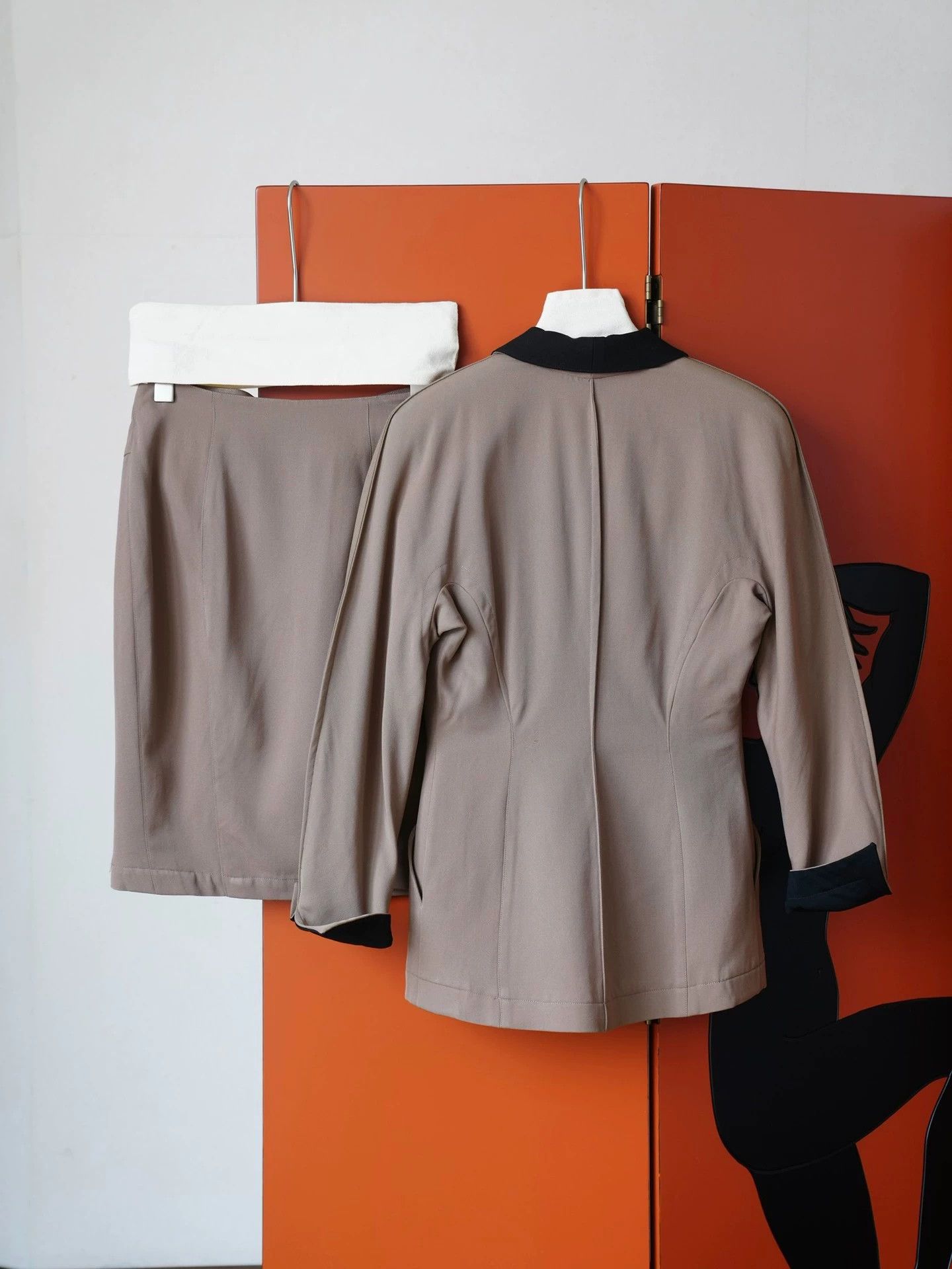 Other ThierryMugler Vtg Colorblock Khaki-Black Suit Skirt FR40 Size M / US 6-8 / IT 42-44 - 3 Thumbnail