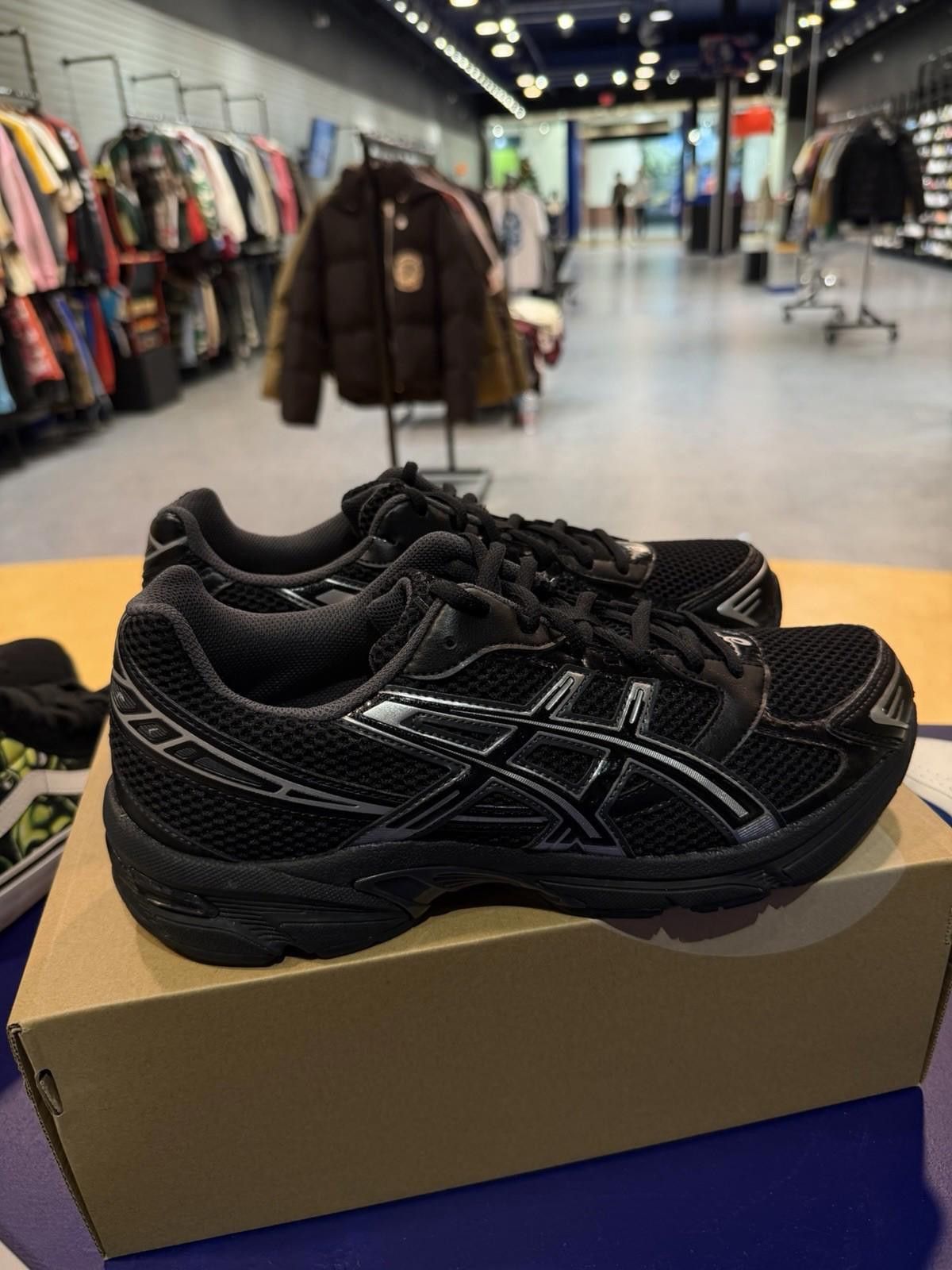 Asics ASICS Gel-1130 Black Pure Silver Men (10) 1201A906-001 NEW Size US 10 / EU 43 - 4 Thumbnail