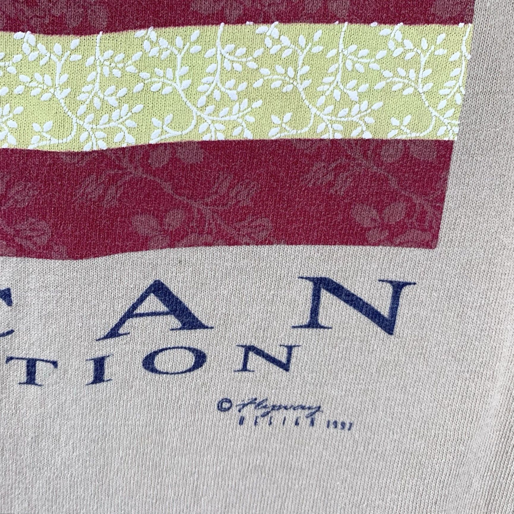 Vintage VINTAGE 90s Celebration Of American Quilts T Shirt Unisex Adult Medium Beige Cotton Arts & Crafts Made in USA Size US S / EU 44-46 / 1 - 6 Thumbnail