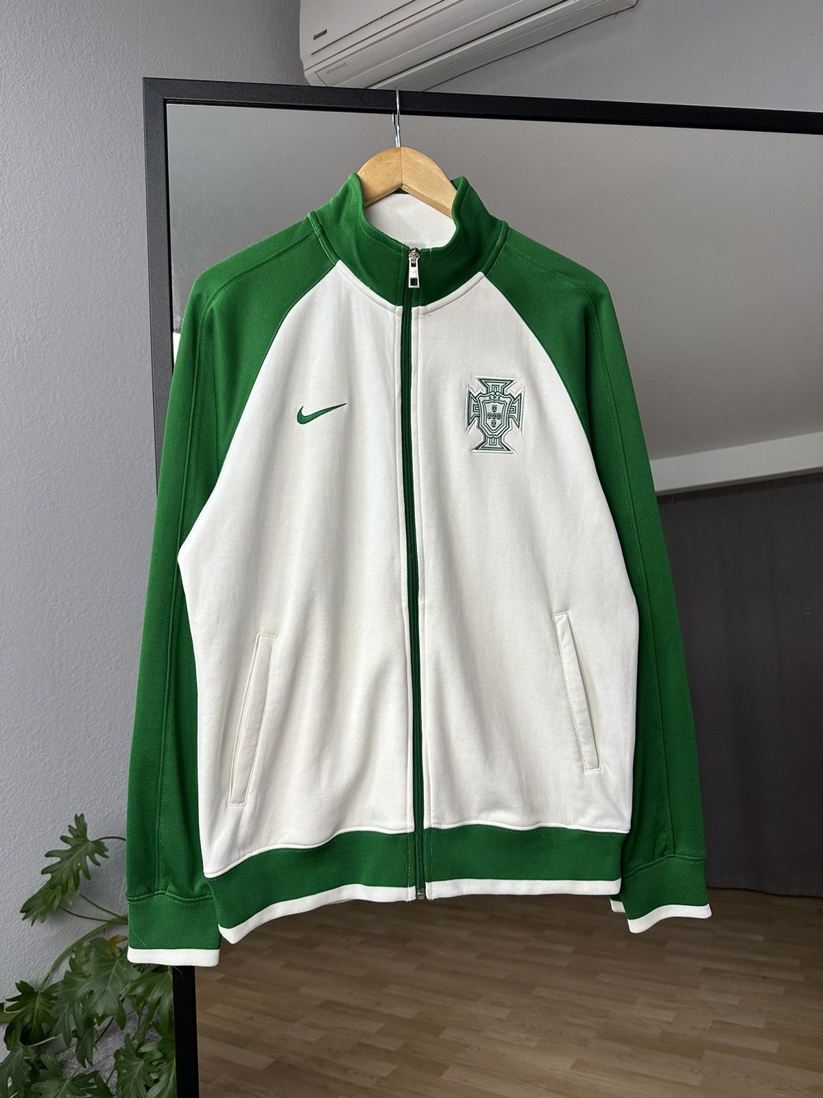Nike Vintage Nike Portugal Blokecore Track Jacket Full Zip Y2K Size US M / EU 48-50 / 2 - 5 Thumbnail