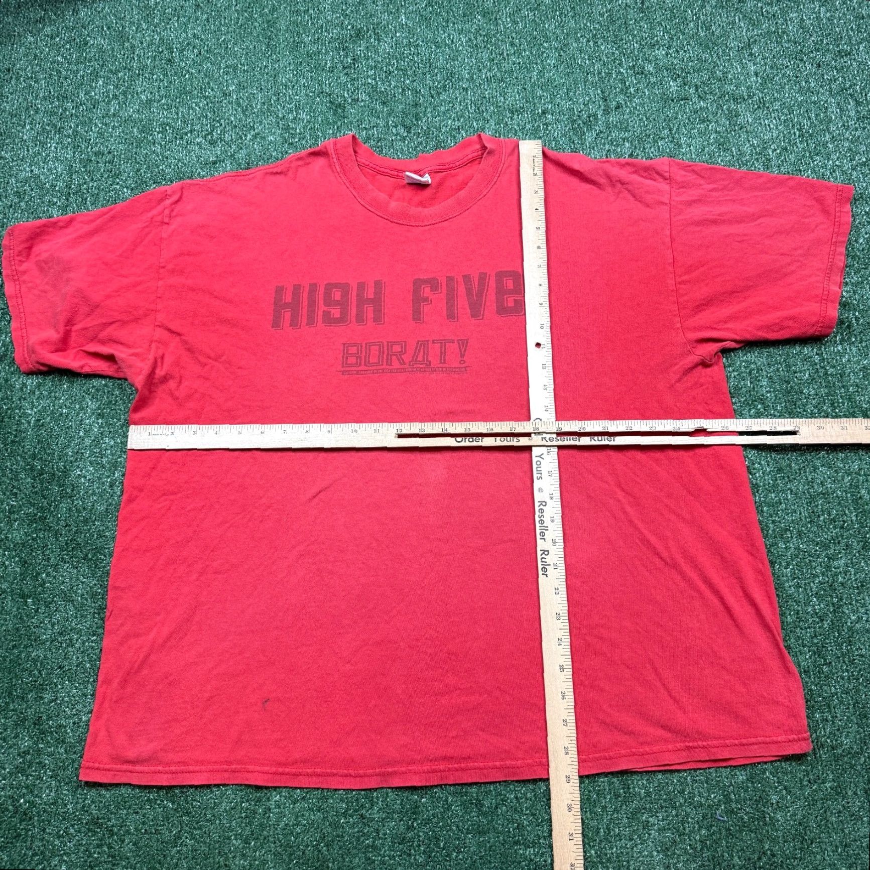 Gildan VINTAGE Gildan T-Shirt Mens XL Red Short Sleeve Borat Movie Graphic Clothing Size US XL / EU 56 / 4 - 4 Thumbnail