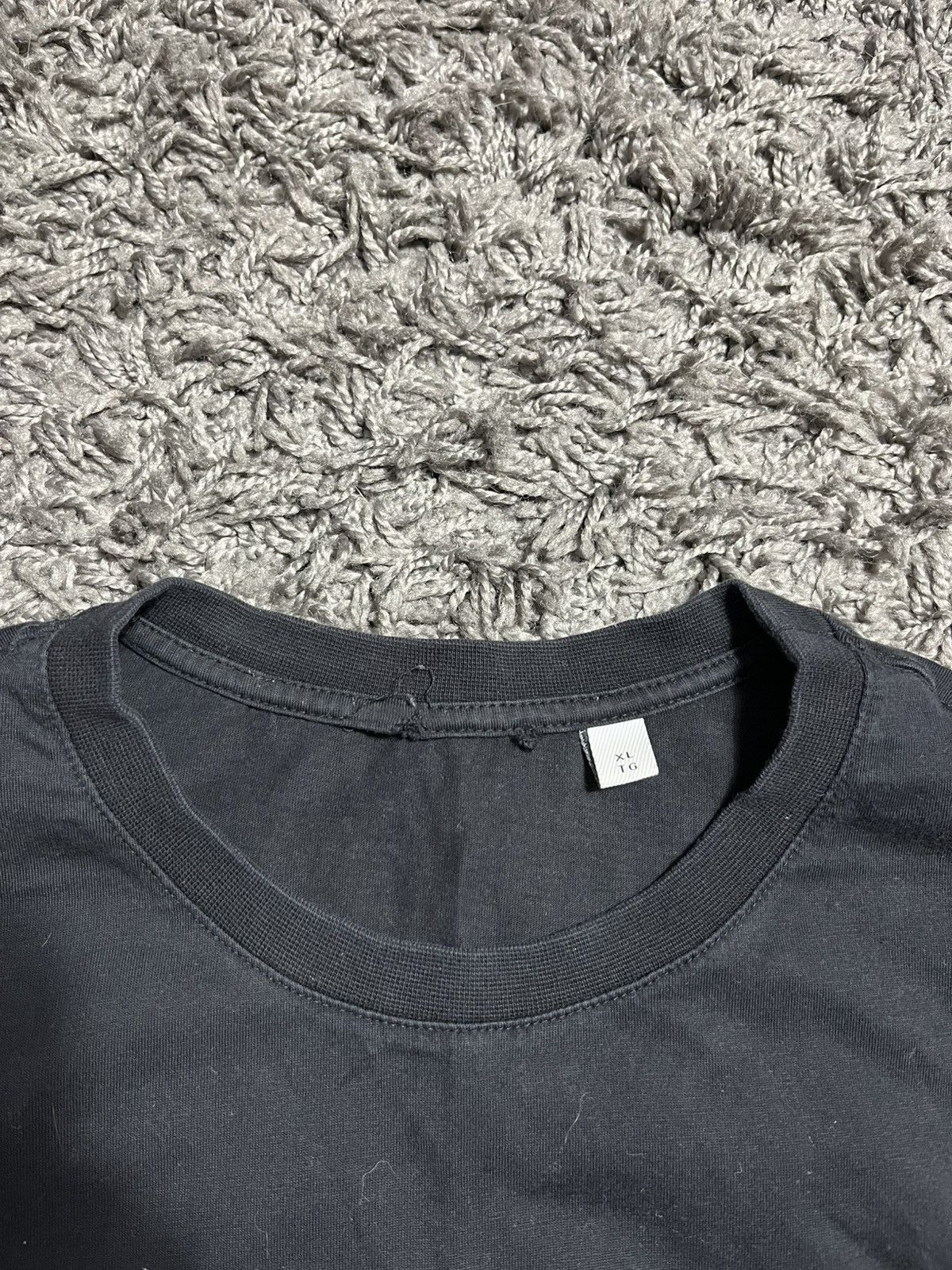 Burberry BURBERRY LETCHFORD LONDON ENGLAND PAINT STAINS COTTON TEE Size US XL / EU 56 / 4 - 5 Thumbnail