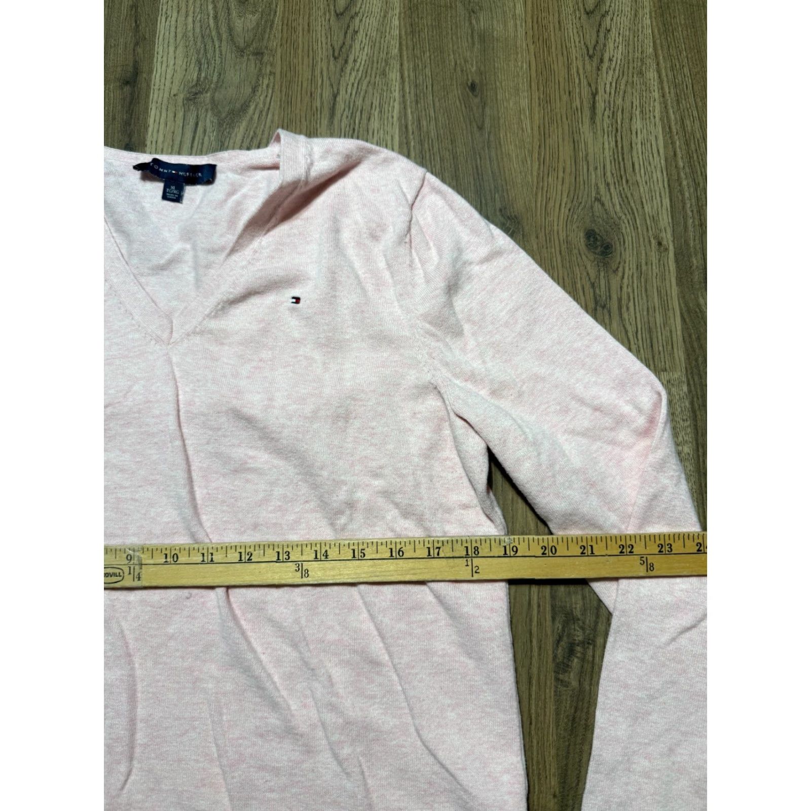 Tommy Hilfiger Tommy Hilfiger Shirt Women's Size XL Pink Long Sleeve V-neck Size XL / US 12-14 / IT 48-50 - 6 Thumbnail