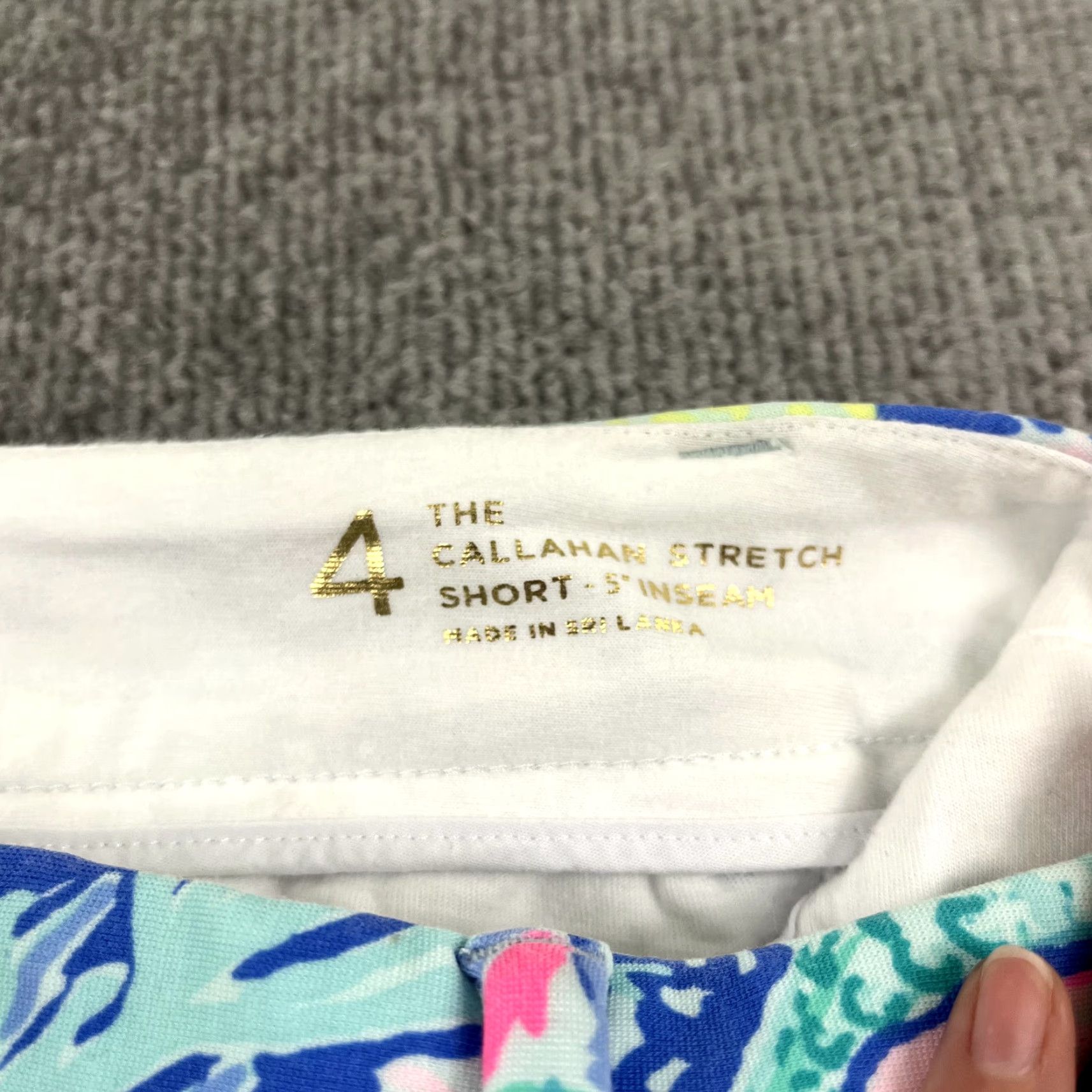 Lilly Pulitzer Lilly Pulitzer Callahan Shorts Womens Size 4 Floral Preppy Stretch Chino Mid Rise 5 in Inseam Multicolor Beach Casual Size 27" / US 4 / IT 40 - 4 Thumbnail