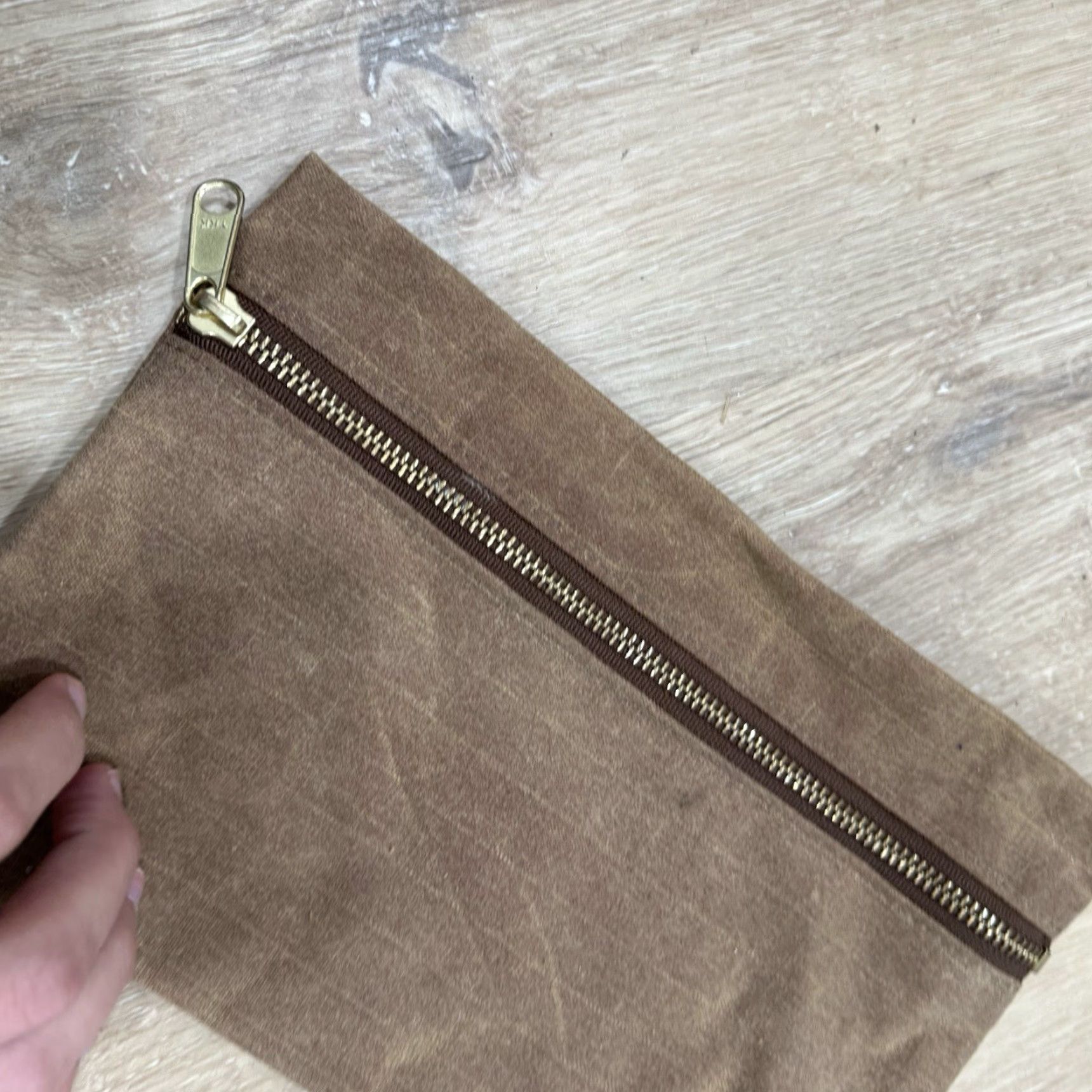 Vintage VINTAGE Line of Trade Pouch Tan Water Resistant Zip Closure Canvas EDC Army Clutch Size ONE SIZE - 4 Thumbnail