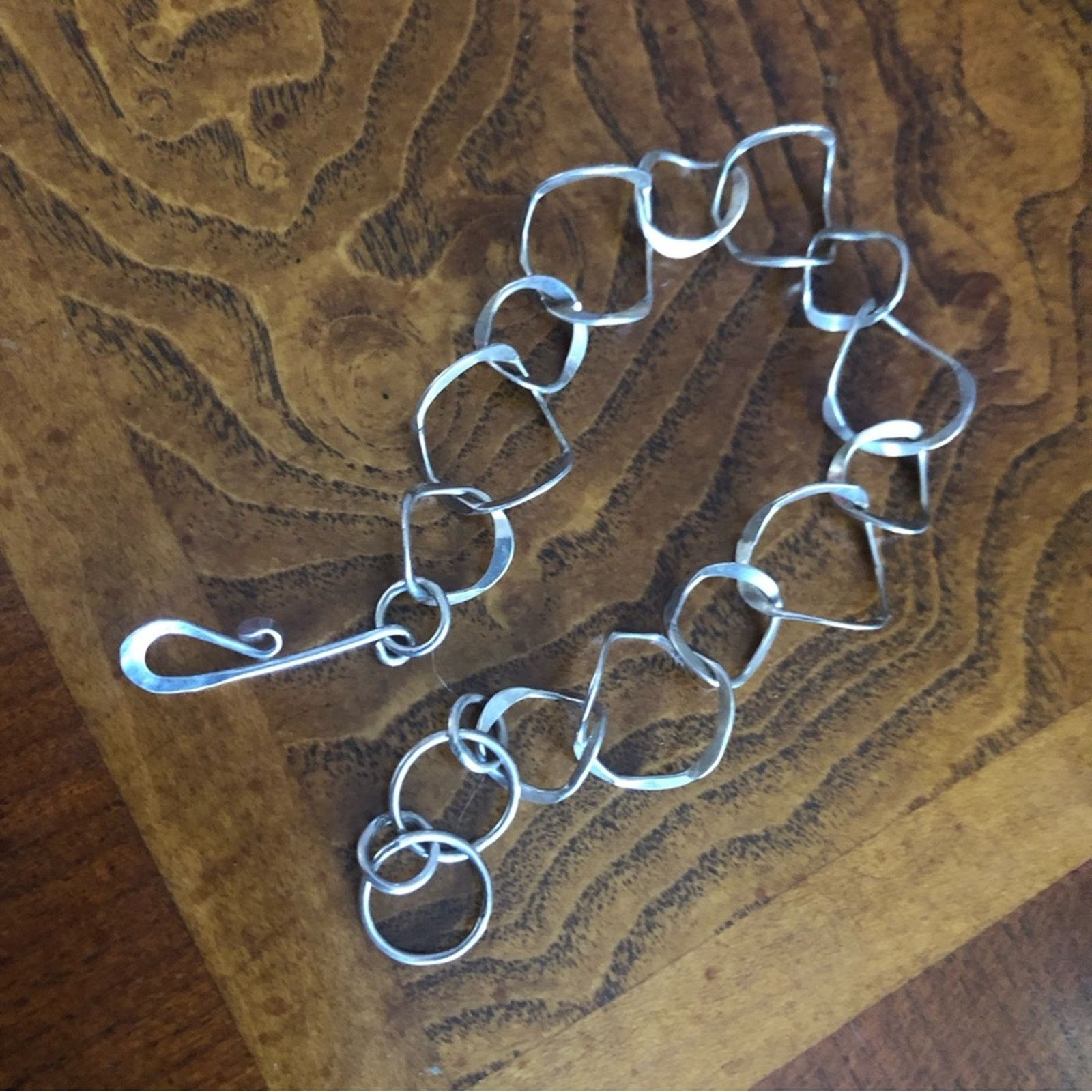 Handmade Handcrafted lightweight hammered recycled link bracelet Size ONE SIZE - 2 Thumbnail