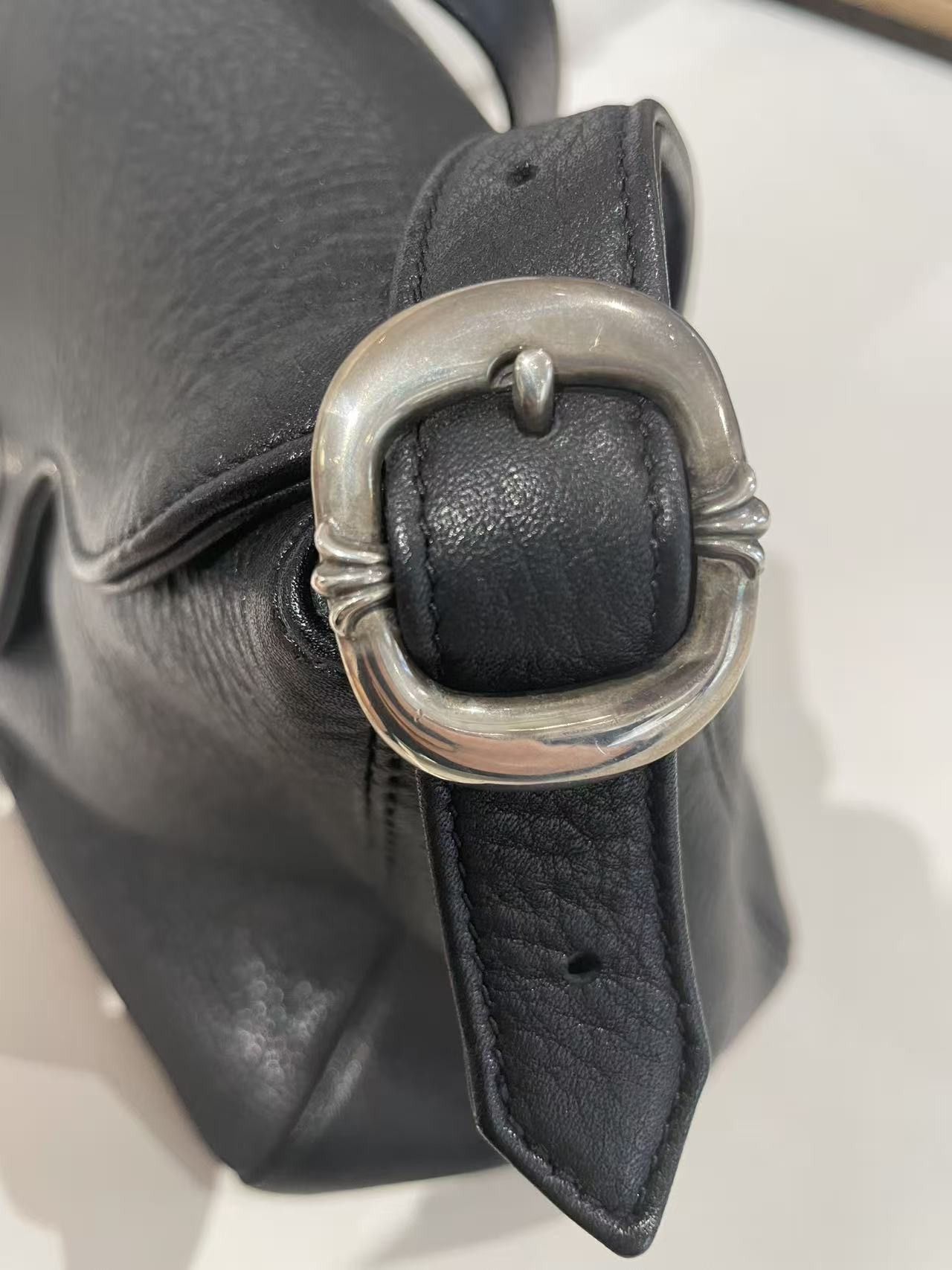 Chrome Hearts Chrome Hearts Heart Vine Leather Shoulder Bag Size ONE SIZE - 6 Thumbnail