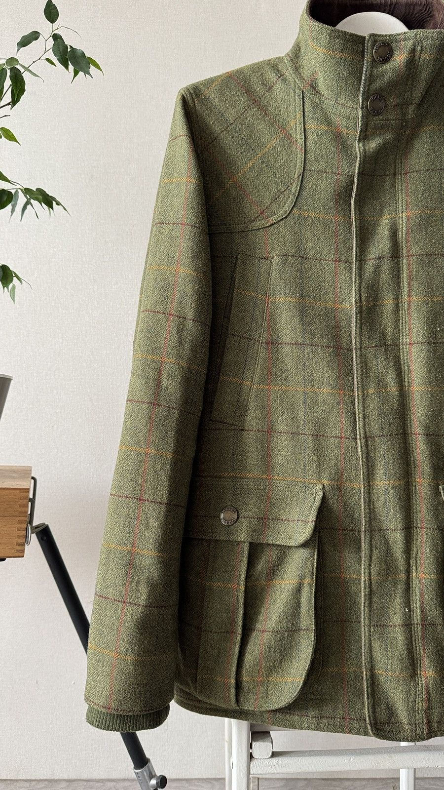 Vintage Boldly British Tweed Hunting Fishing Shooting Farm Jacket Size US S / EU 44-46 / 1 - 2 Thumbnail