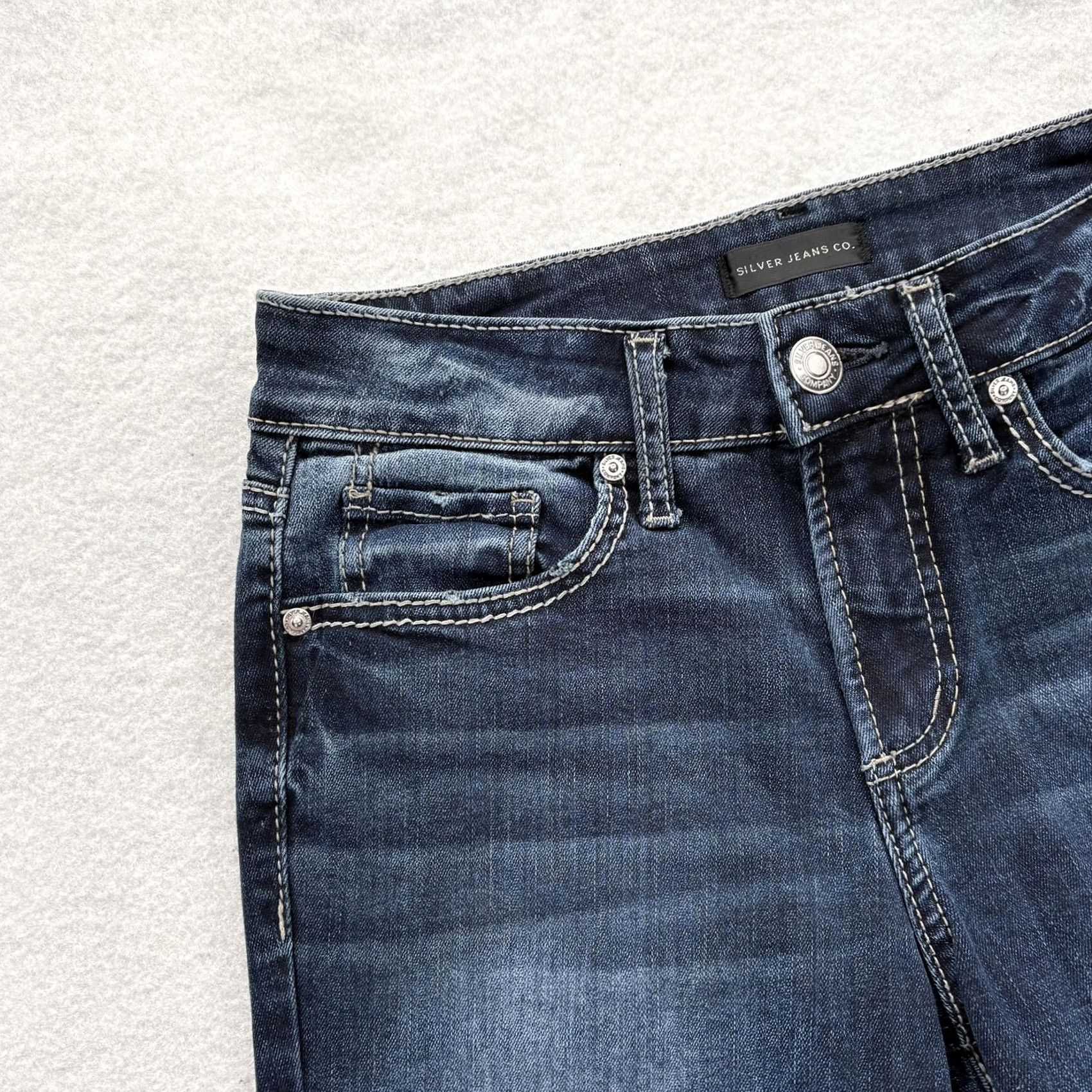Silver Jeans Co. VINTAGE? No. Size 26" / US 2 / IT 38 - 3 Thumbnail
