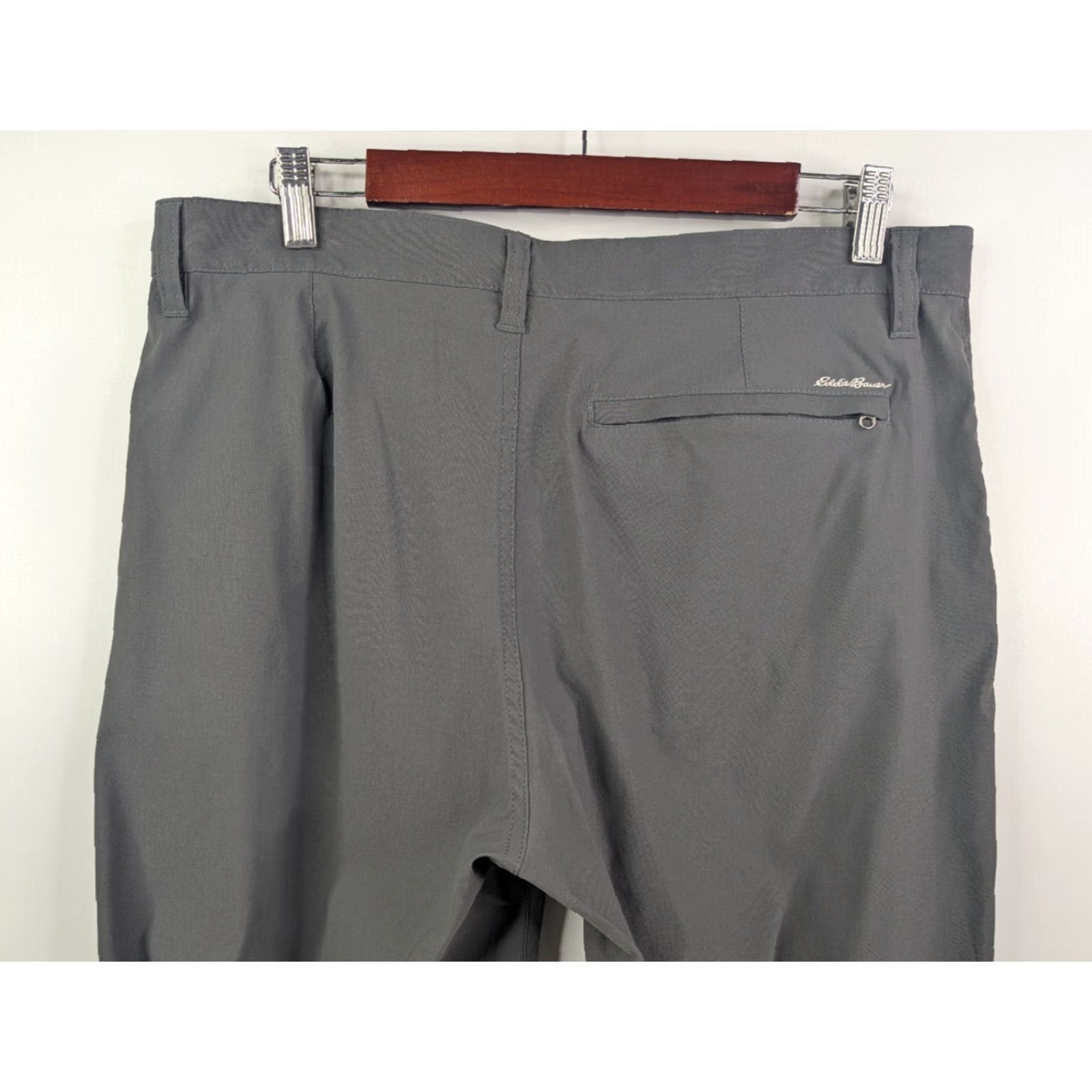 Eddie Bauer Eddie Bauer Chino Pants Mens 36 Regular Gray Nylon Spandex Flat Front Straight 30 Inseam 0391 Takeoff Hiking Outdoor Casual Vintage No Size US 36 / EU 52 - 5 Thumbnail