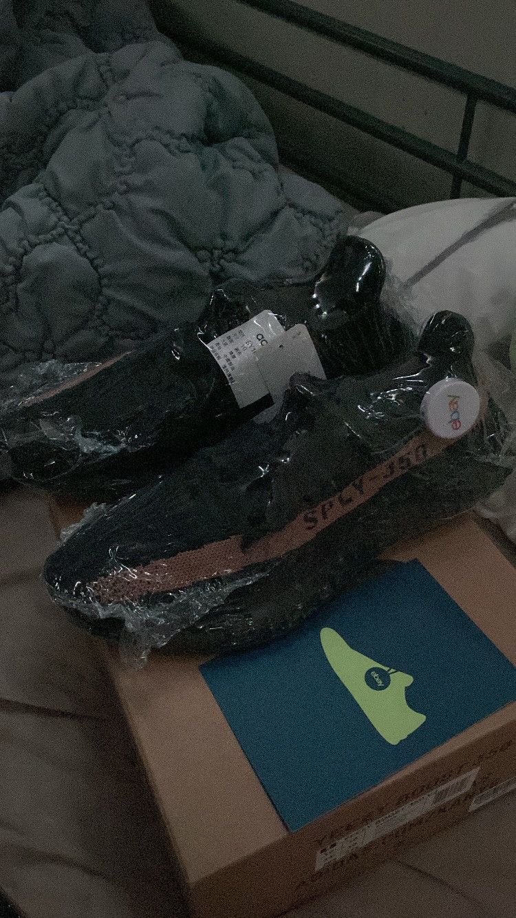 Adidas × Kanye West × Yeezy Adidas Yeezy Boost 350 V2 Copper Size 10.5 BY1605 Brand New Size US 10.5 / EU 43-44 - 2 Thumbnail