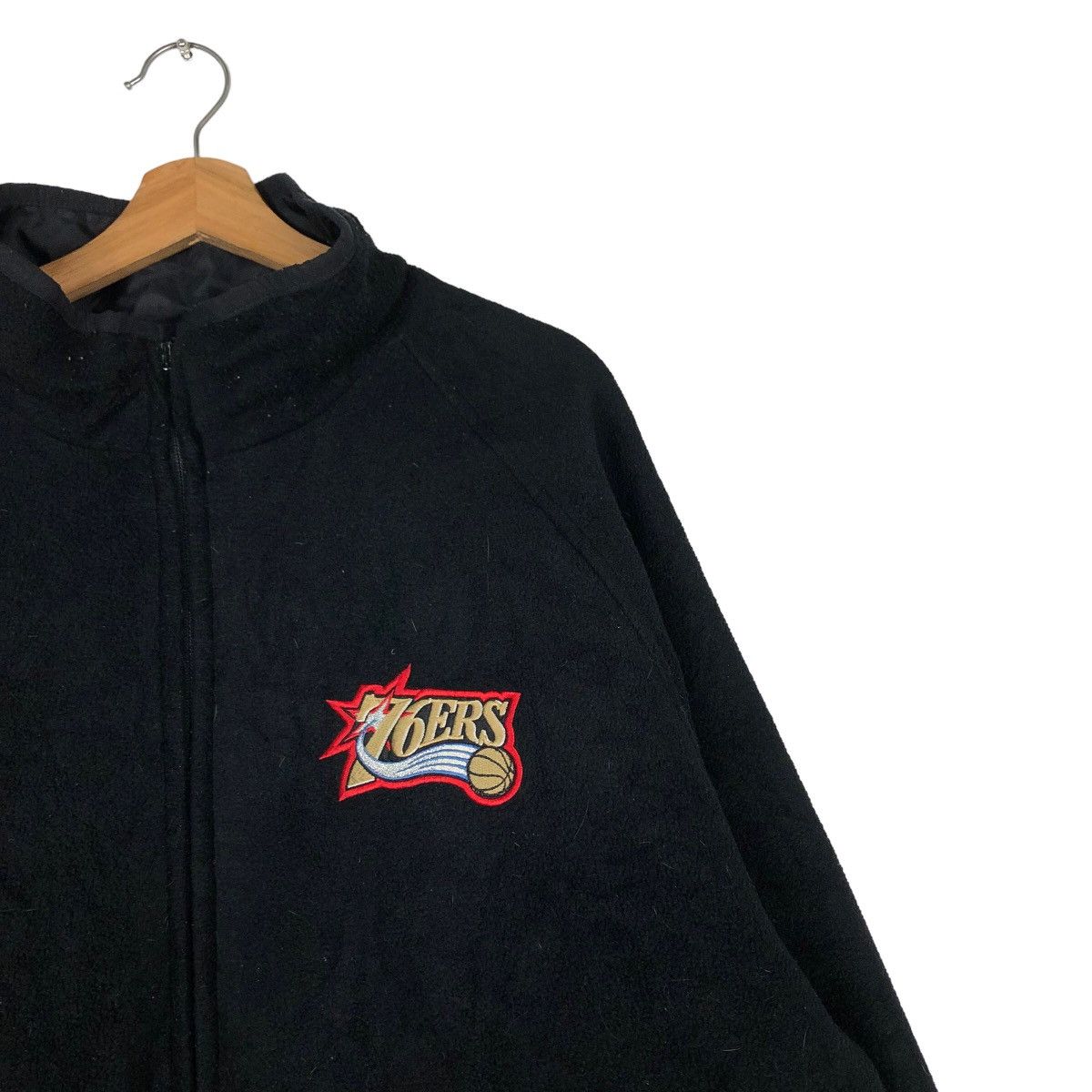 NBA 🔥Vintage Nylon Bomber Jacket NBA 76Ers Big Logo Size US XL / EU 56 / 4 - 19 Thumbnail
