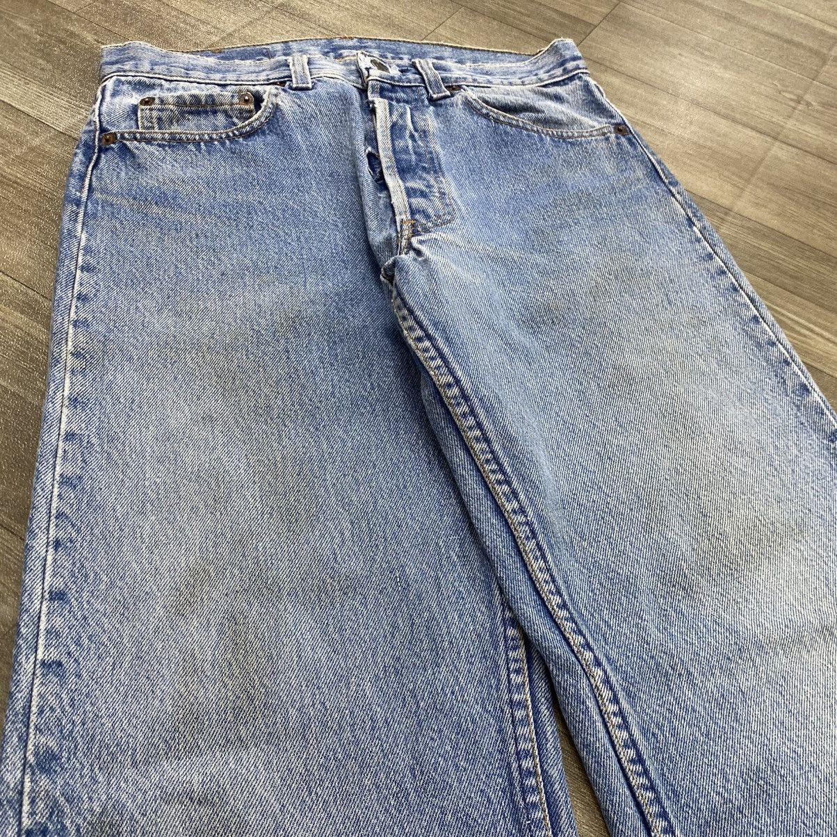 Levi's Vintage Clothing 🇺🇸1990s Vintage Levis 501 USA 30x33 #501 Blue Jeans Size US 29 - 3 Thumbnail