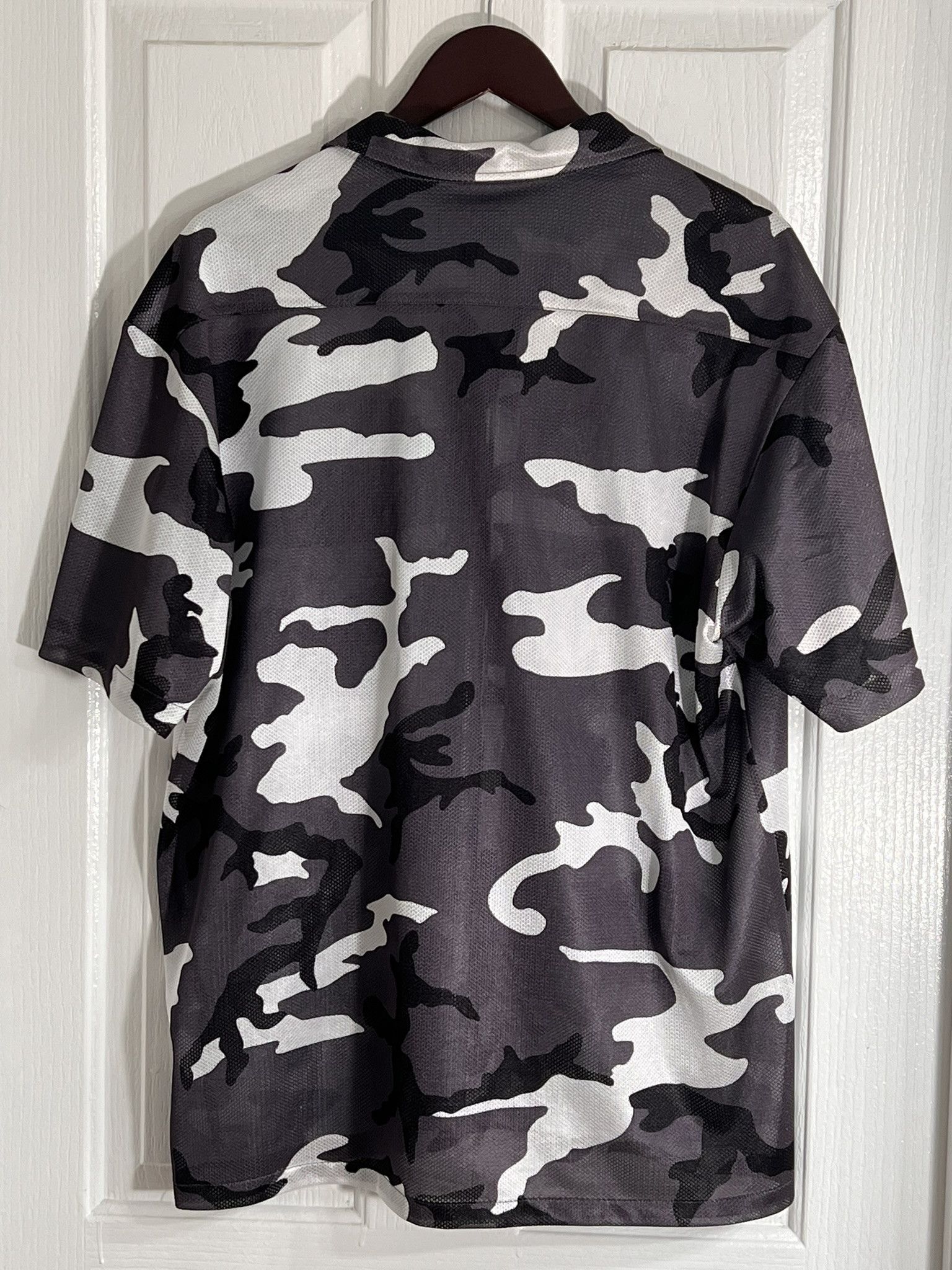 Supreme SUPREME Camo Shirt Button Down Snow Black Large FW20 Size US L / EU 52-54 / 3 - 5 Thumbnail
