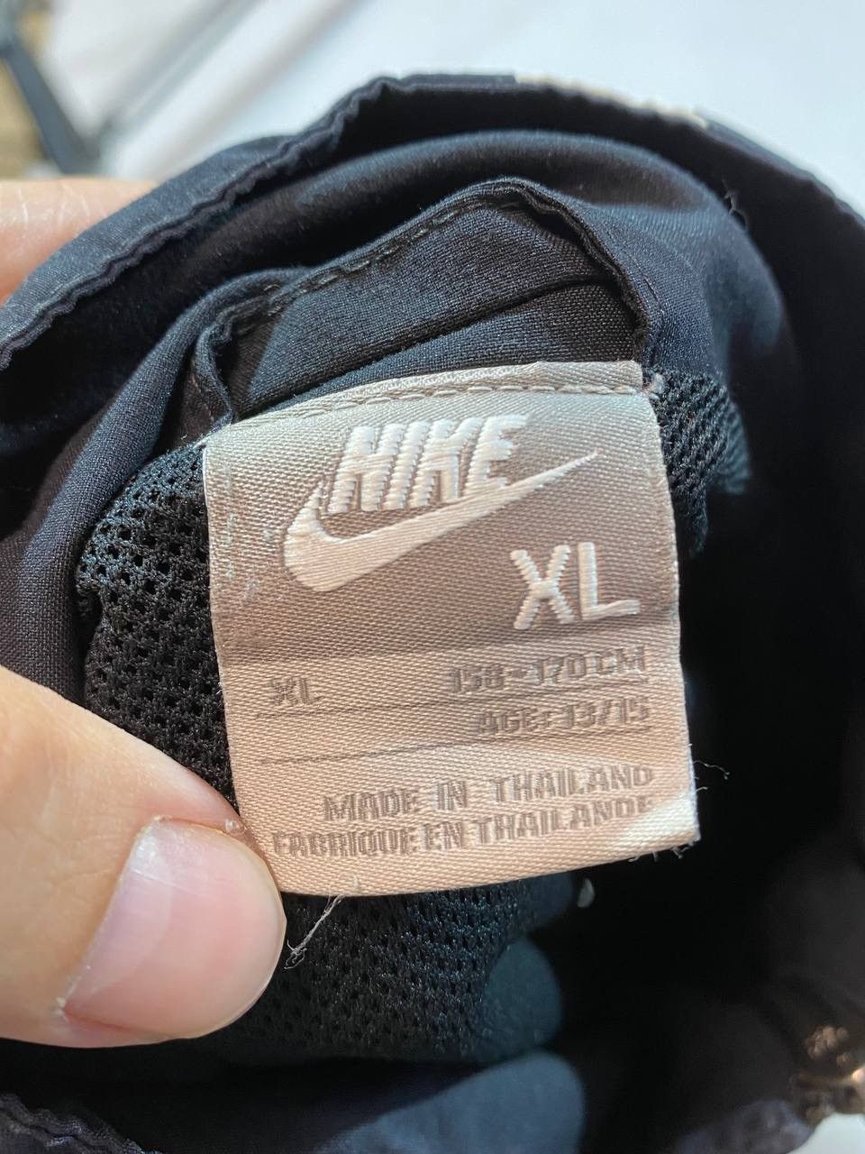 Nike × Vintage 00s NIKE SWOOSH VINTAGE Y2K OVERSIZED NYLON RETRO JACKET Size US M / EU 48-50 / 2 - 10 Thumbnail
