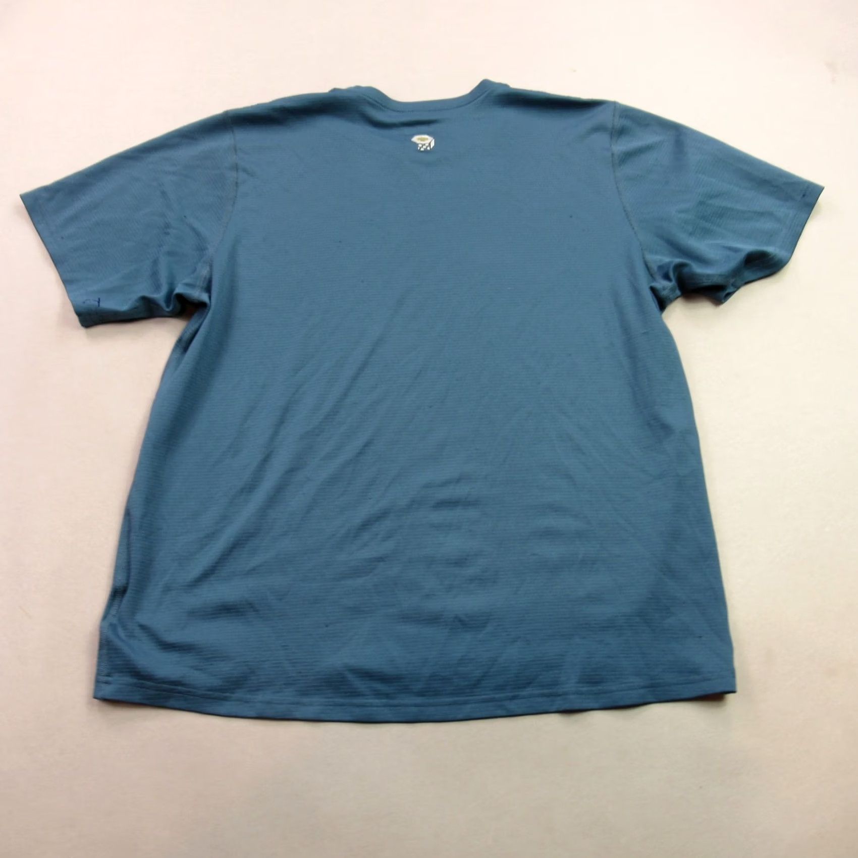 Mountain Hardwear Mountain Hardwear Shirt Mens Medium Short Sleeve Casual Crew Neck T-Shirt Blue Logo Outdoors All Seasons Regular Fit Summer Spring Fall Mens Size US M / EU 48-50 / 2 - 6 Thumbnail