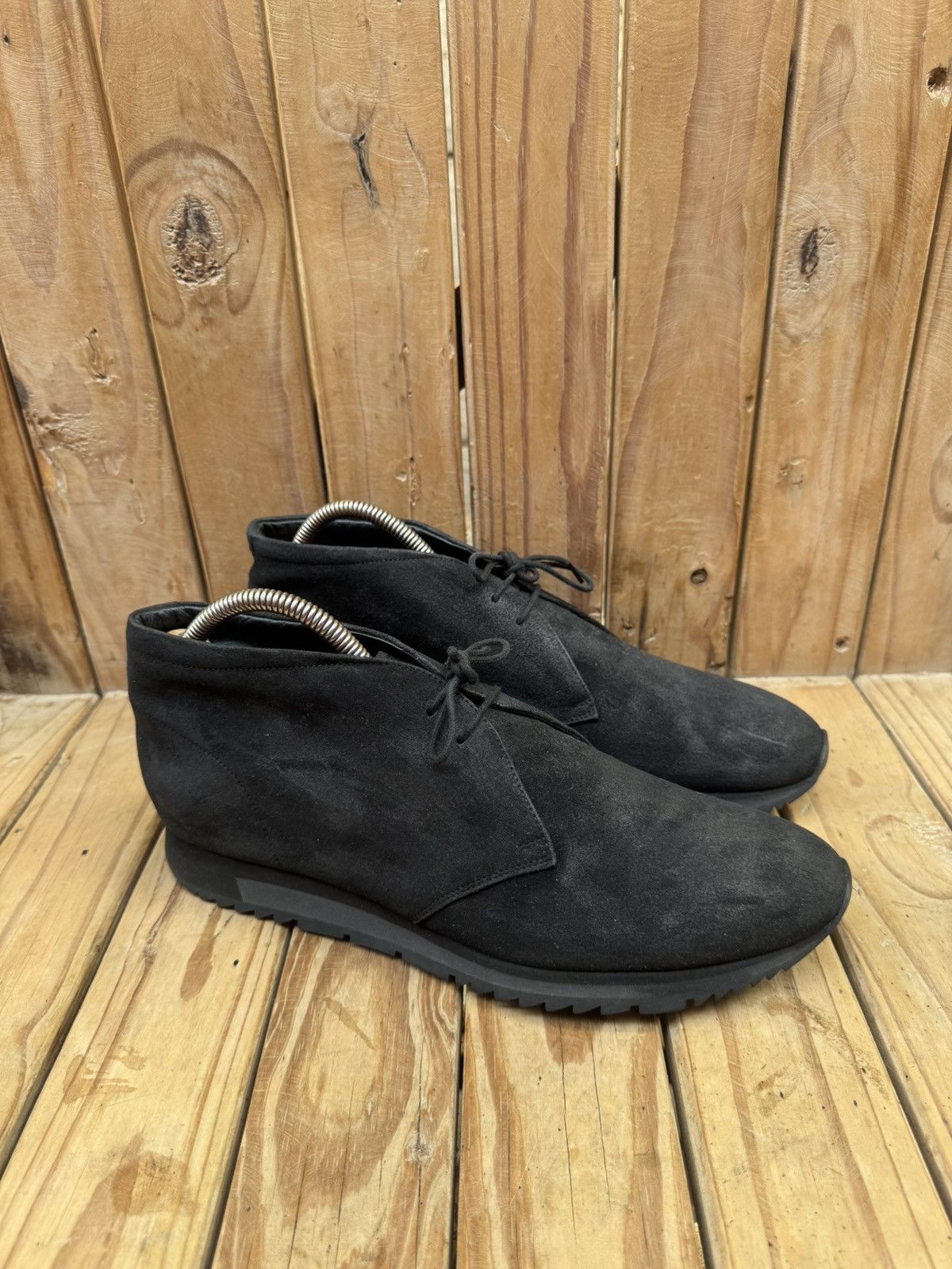 Prada Prada distressed leather Men’s chukka boots SIZE UK 8 US 9 Size US 9 / EU 42 - 7 Thumbnail