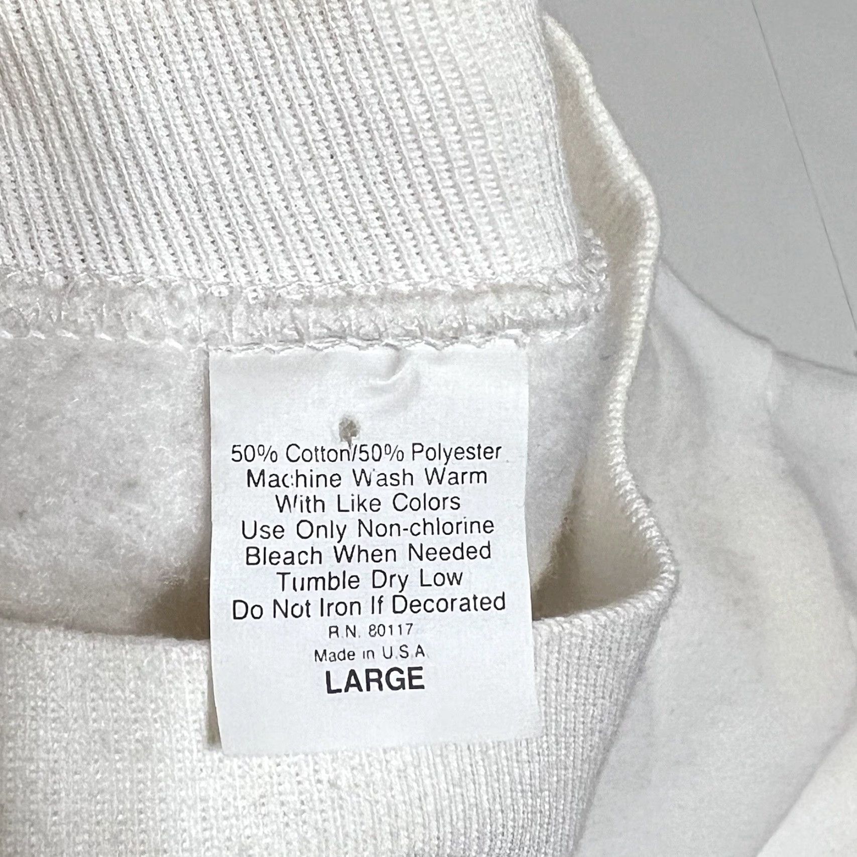 NEXT VINTAGE Grandma The Next Best Thing To Santa Sweatshirt Adult L White USA Size US L / EU 52-54 / 3 - 7 Thumbnail