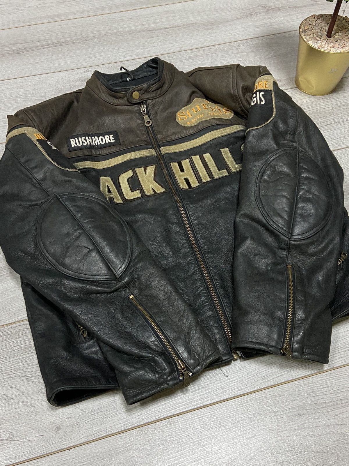 Leather Black Hills Top Gear vintage thick leather jacket Size US XL / EU 56 / 4 - 6 Thumbnail
