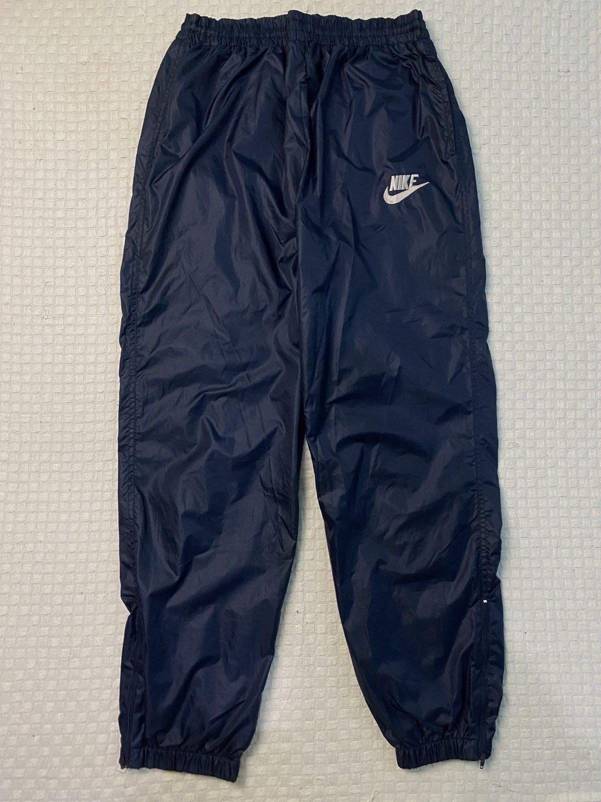 Carhartt Wip × Nike VINTAGE NIKE 90S BAGGY NYLON WIDE LEG SWOOSH TRACK PANTS Y2K Size US 28 / EU 44 - 1 Thumbnail