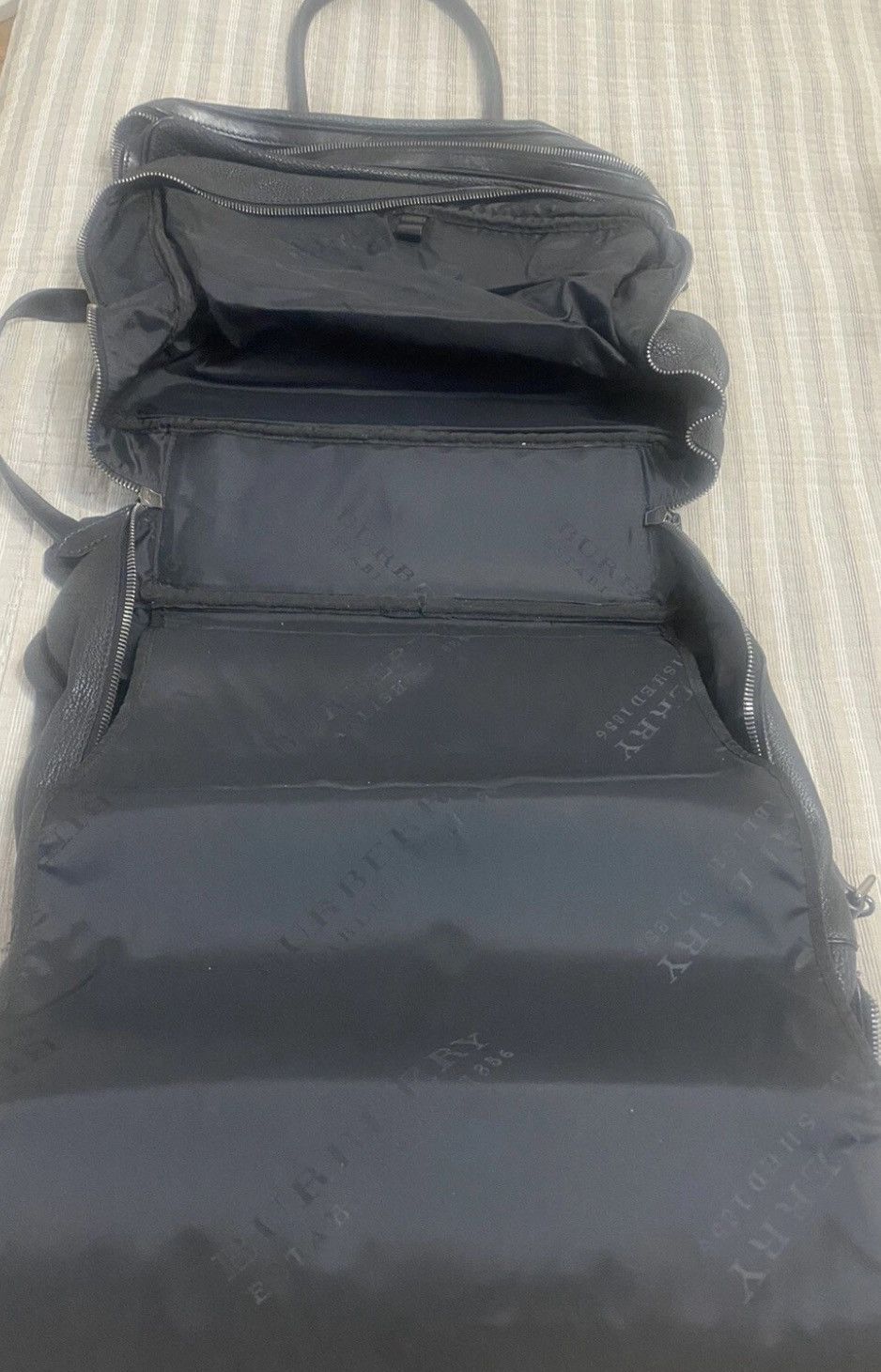 Burberry Burberry Leather Luggage Size 46 - 11 Thumbnail