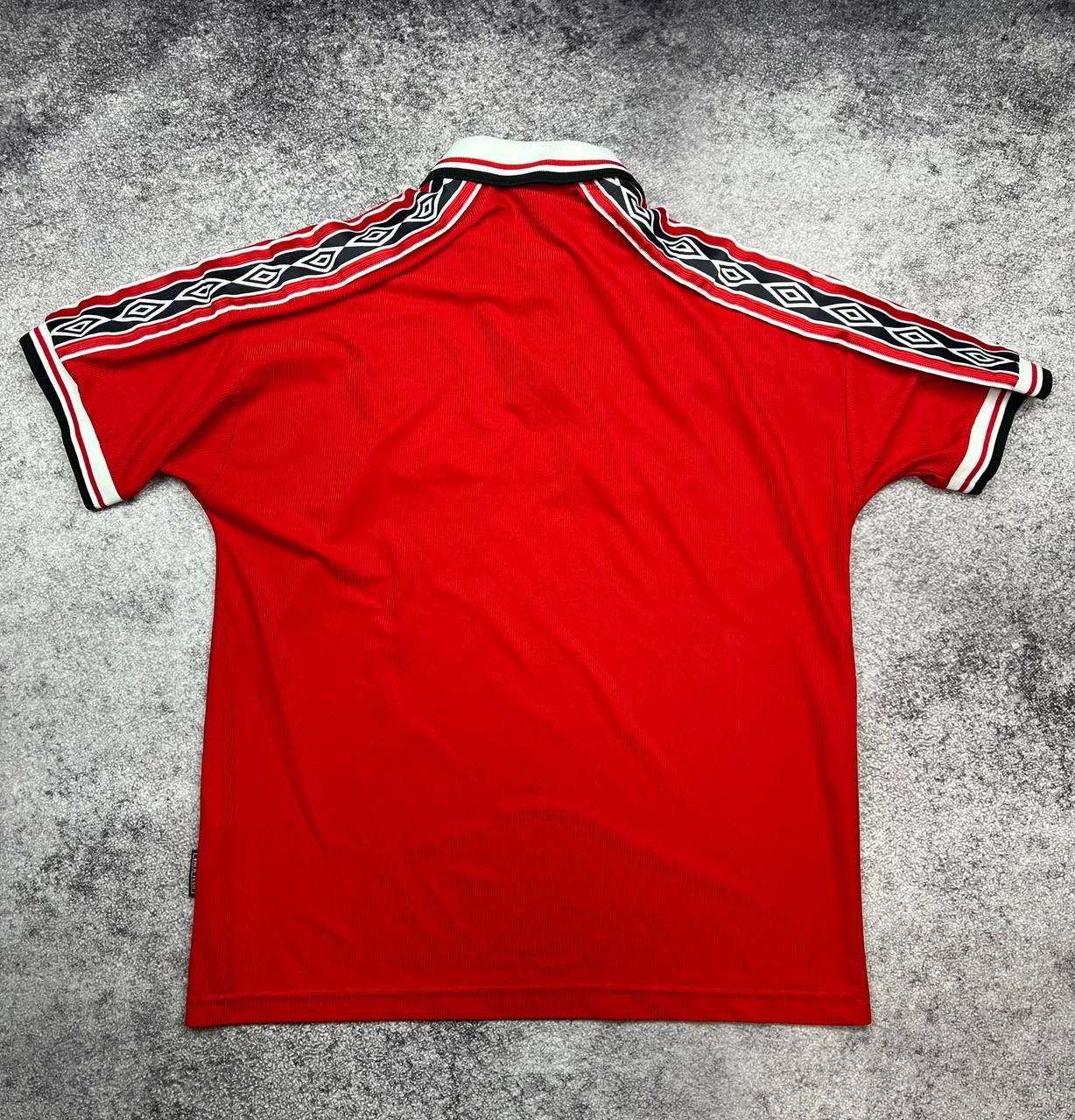 Umbro Vintage Umbro Manchester United 90S Home Jersey Size US XL / EU 56 / 4 - 7 Thumbnail