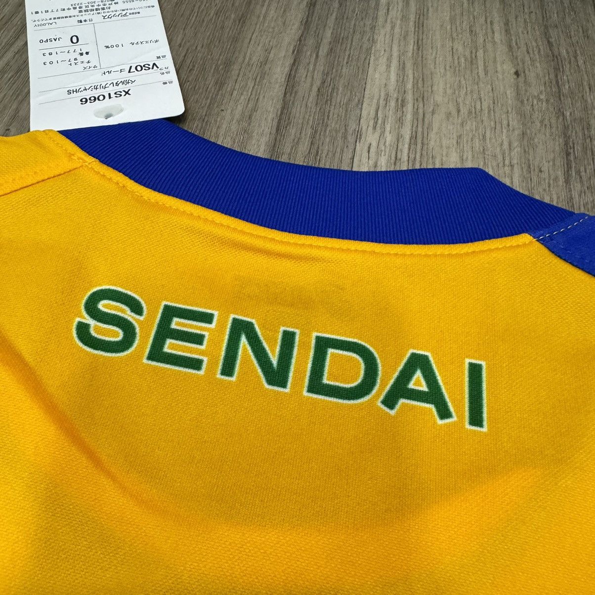 Sports Specialties Sendai Vegalta 09/10 home shirt Size US L / EU 52-54 / 3 - 6 Thumbnail