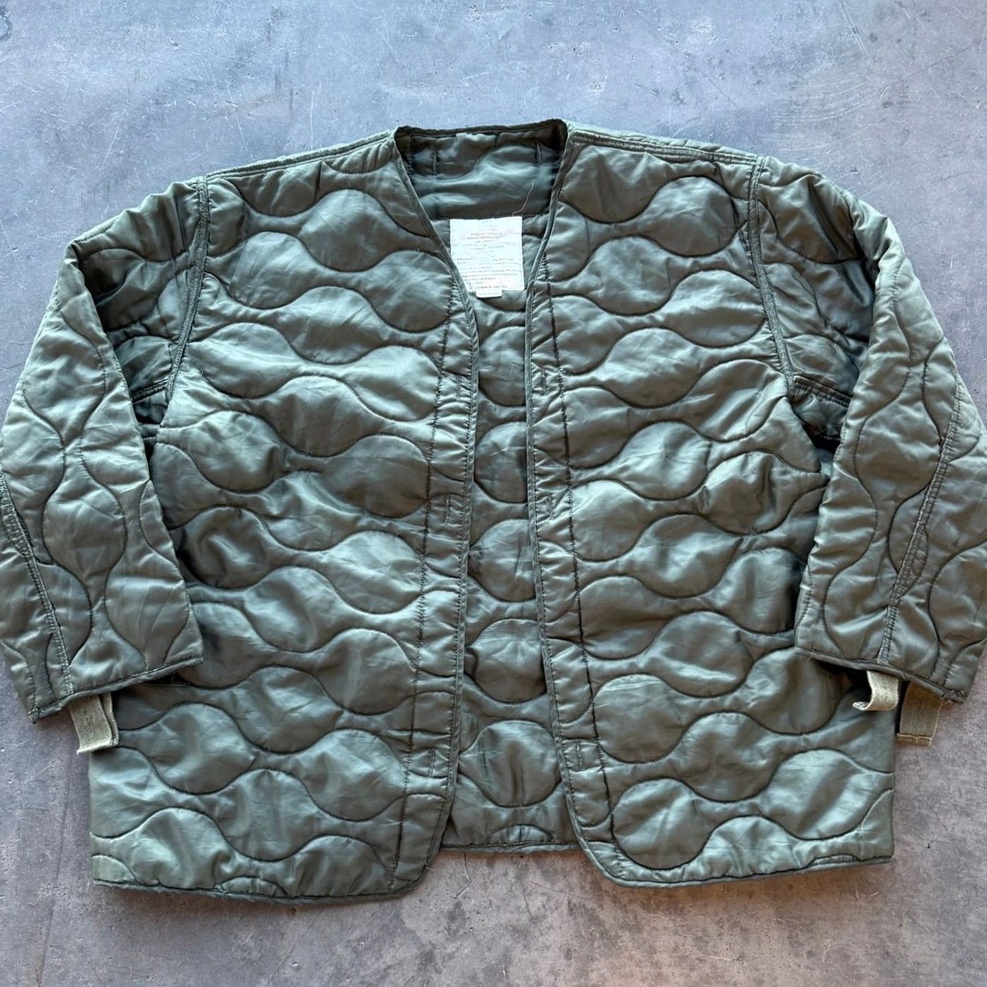 Vintage VINTAGE Military Green Quilted Bomber Longsleeve Jacket Liner Men’s Large Jacket Size US L / EU 52-54 / 3 - 2 Thumbnail